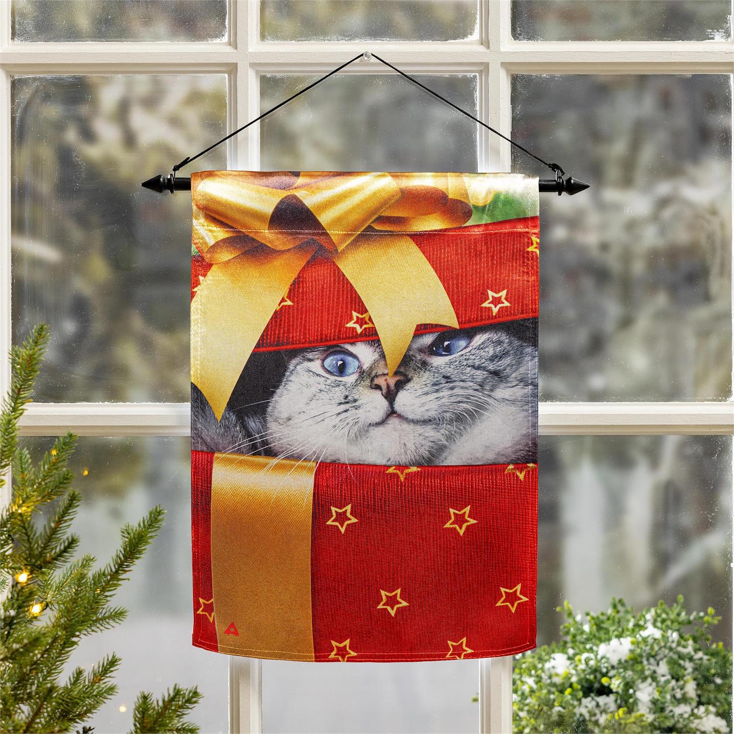 Gift Cat Lustre Garden Flag
