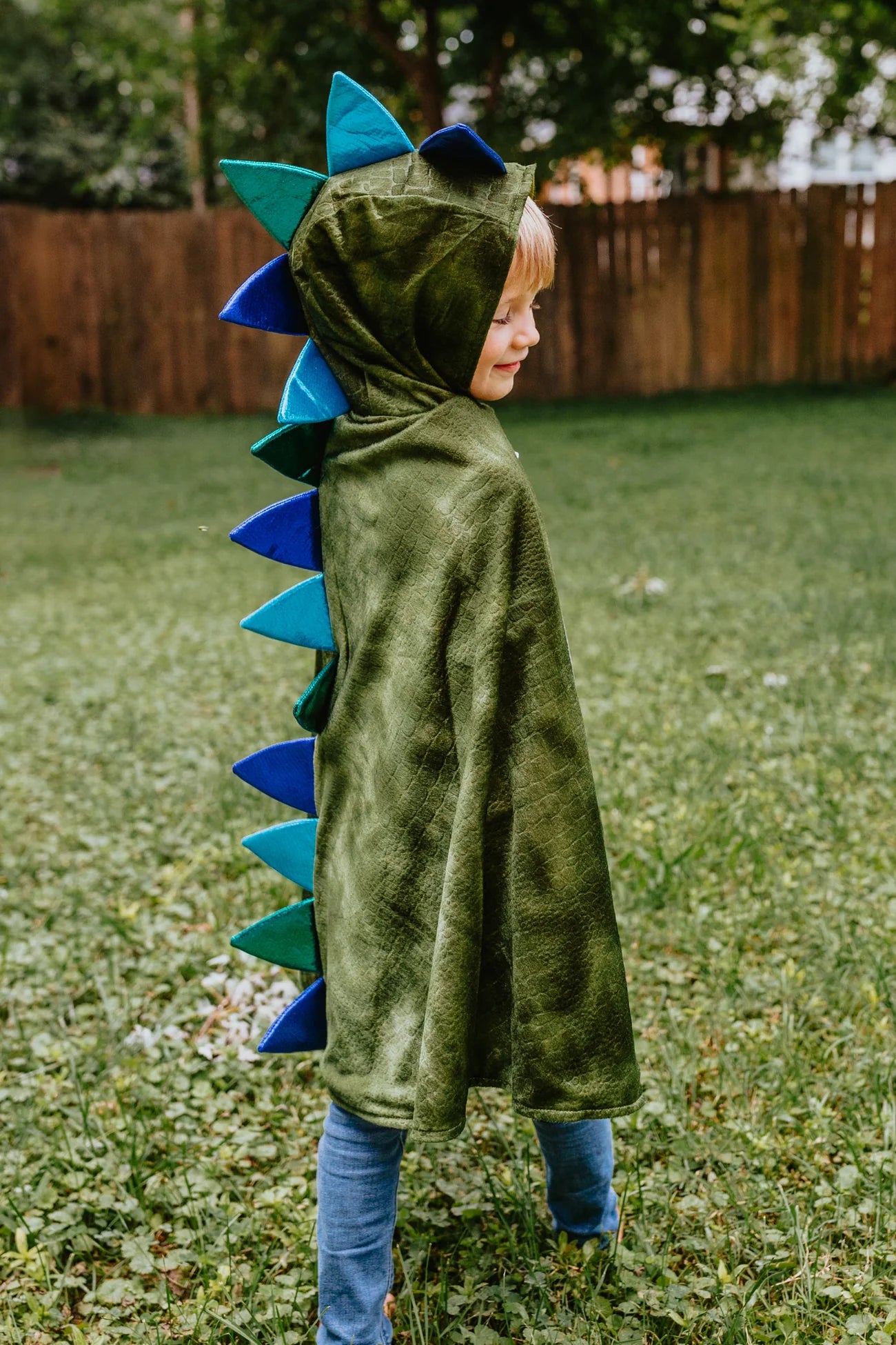 Dragon Cape with Claws Green - A. Dodson's