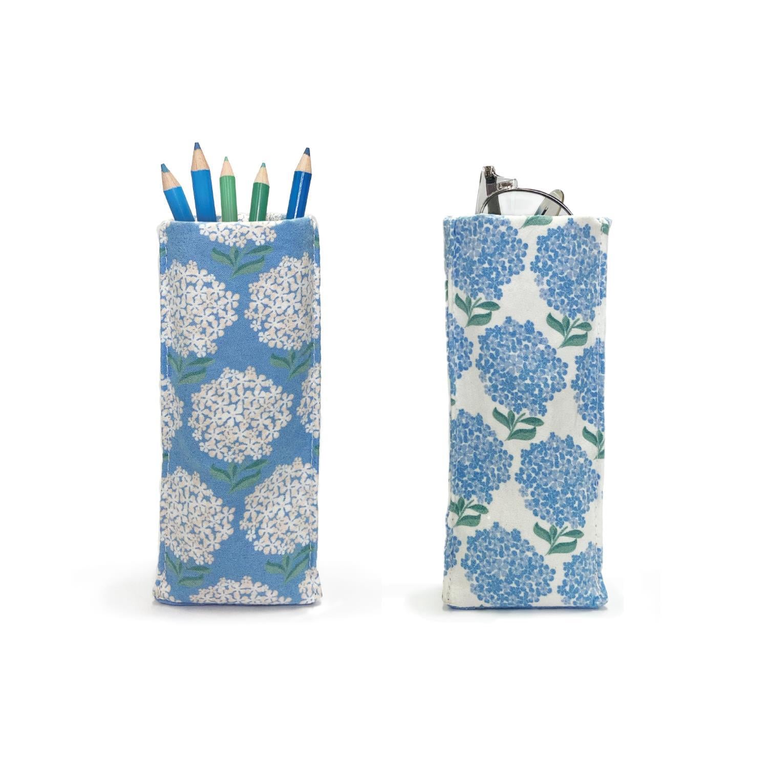 HYDRANGEA PRINT STANDING TRIANGULAR WEIGHTED EYEGLASS HOLDER IN GIFT BOX - A. Dodson's