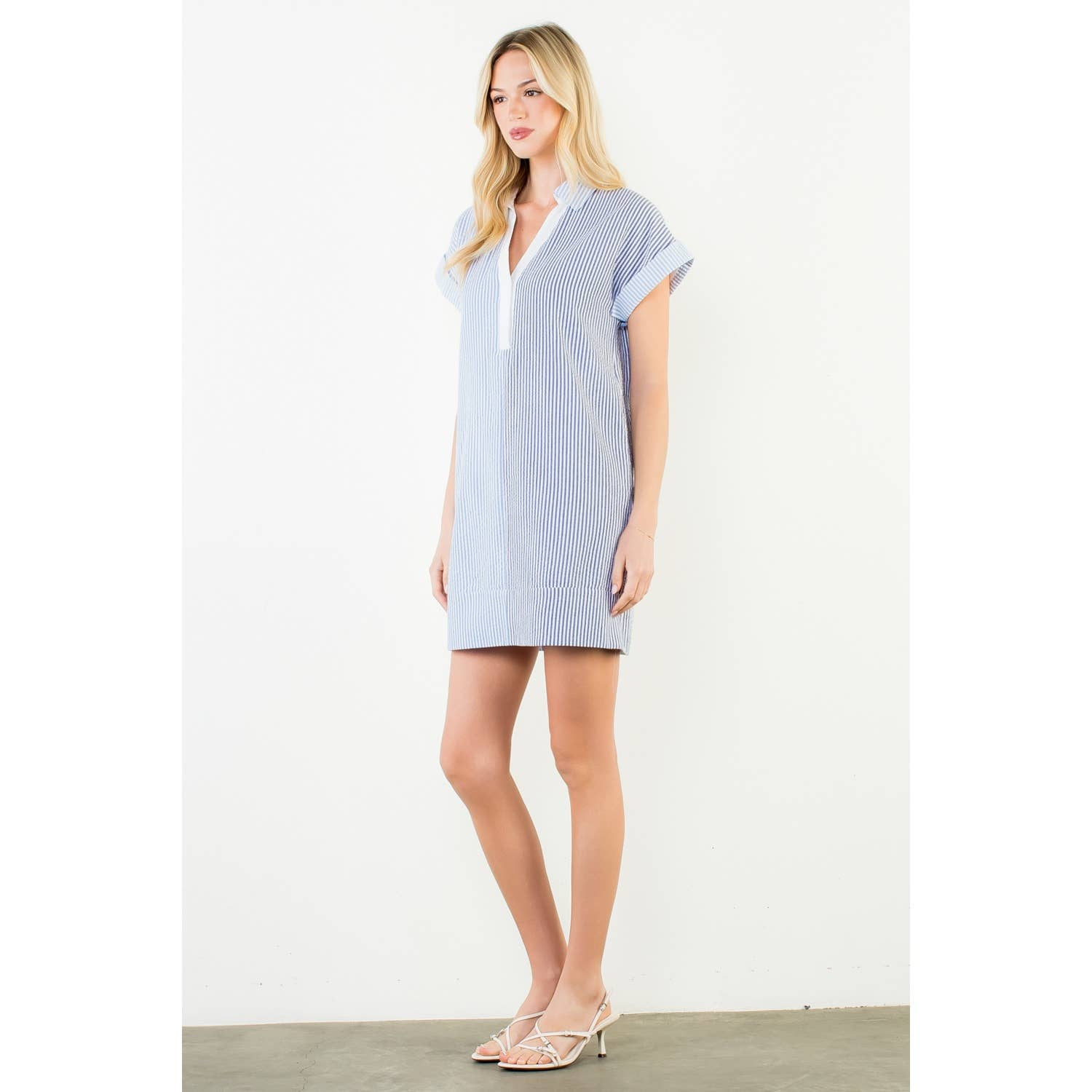 Bee Short Sleeve Split Striped V-Neck Dress