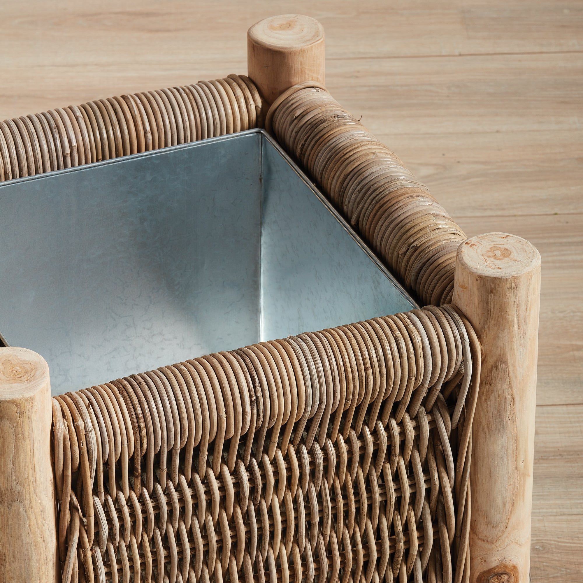 Landon Planter - View 3