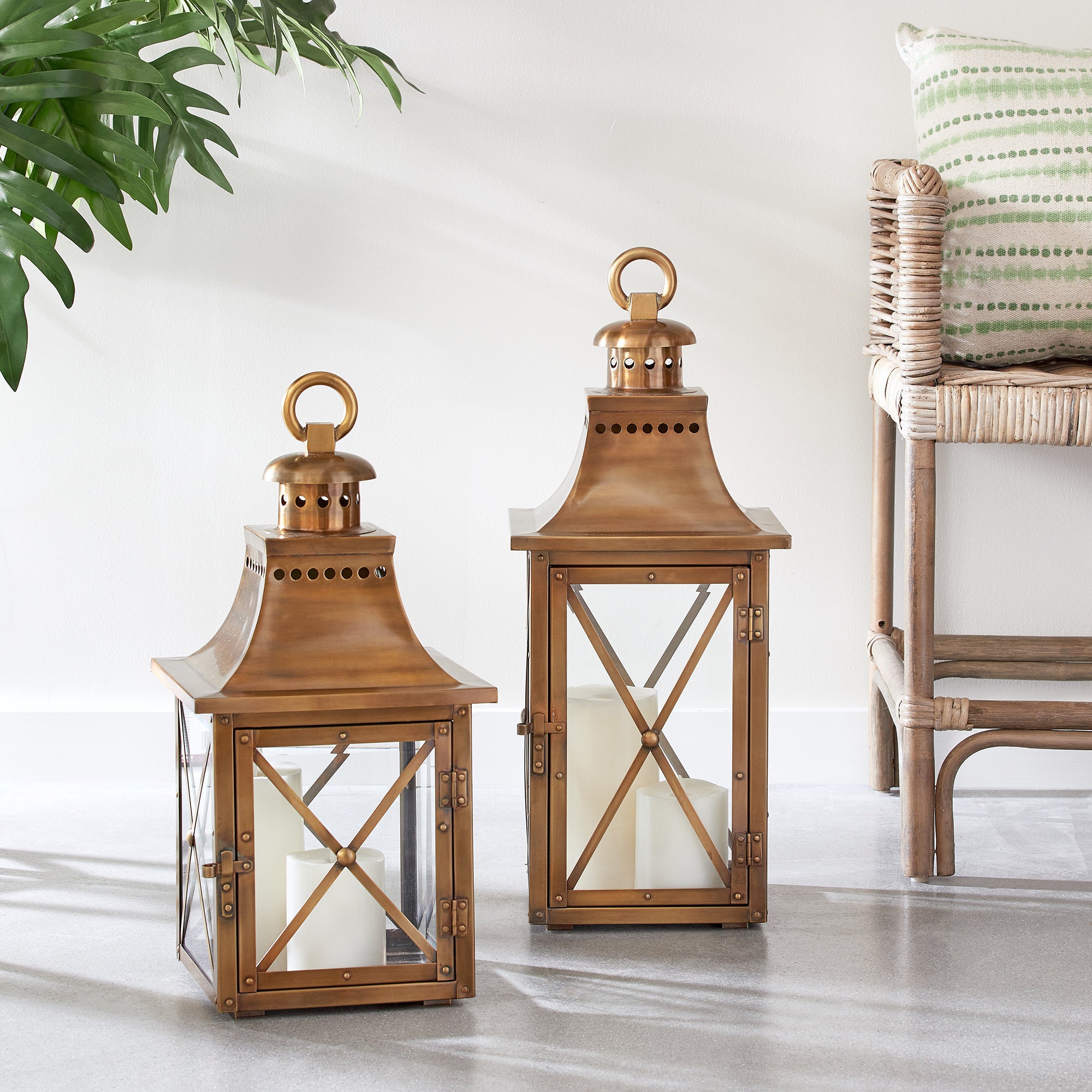 Homes Lantern Medium - View 4