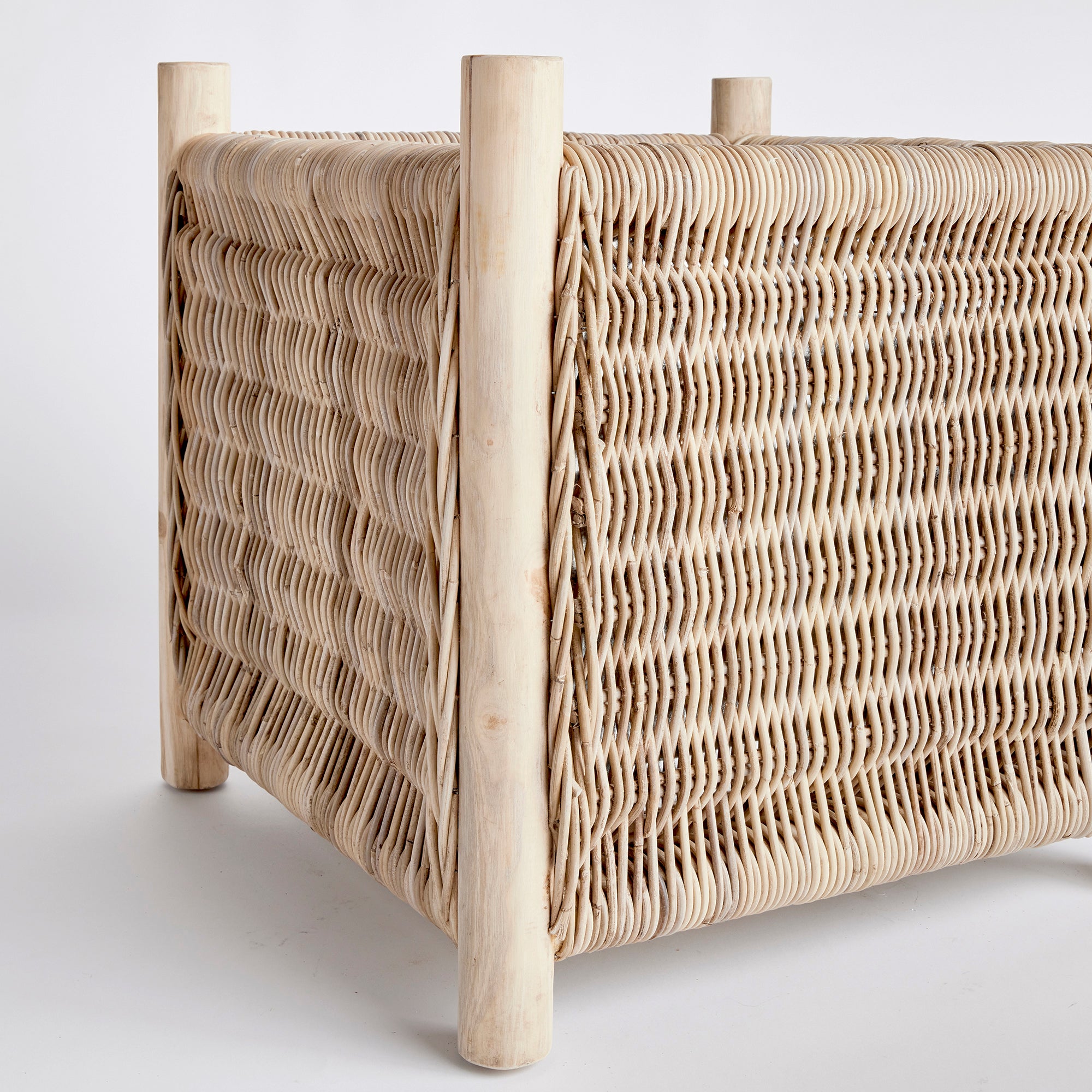LANDON MEDIUM PLANTER - view 2