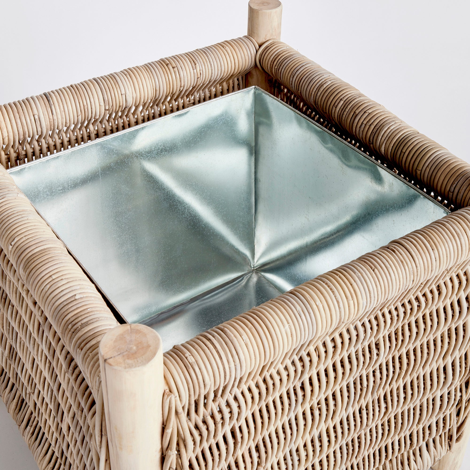 LANDON MEDIUM PLANTER - view 3