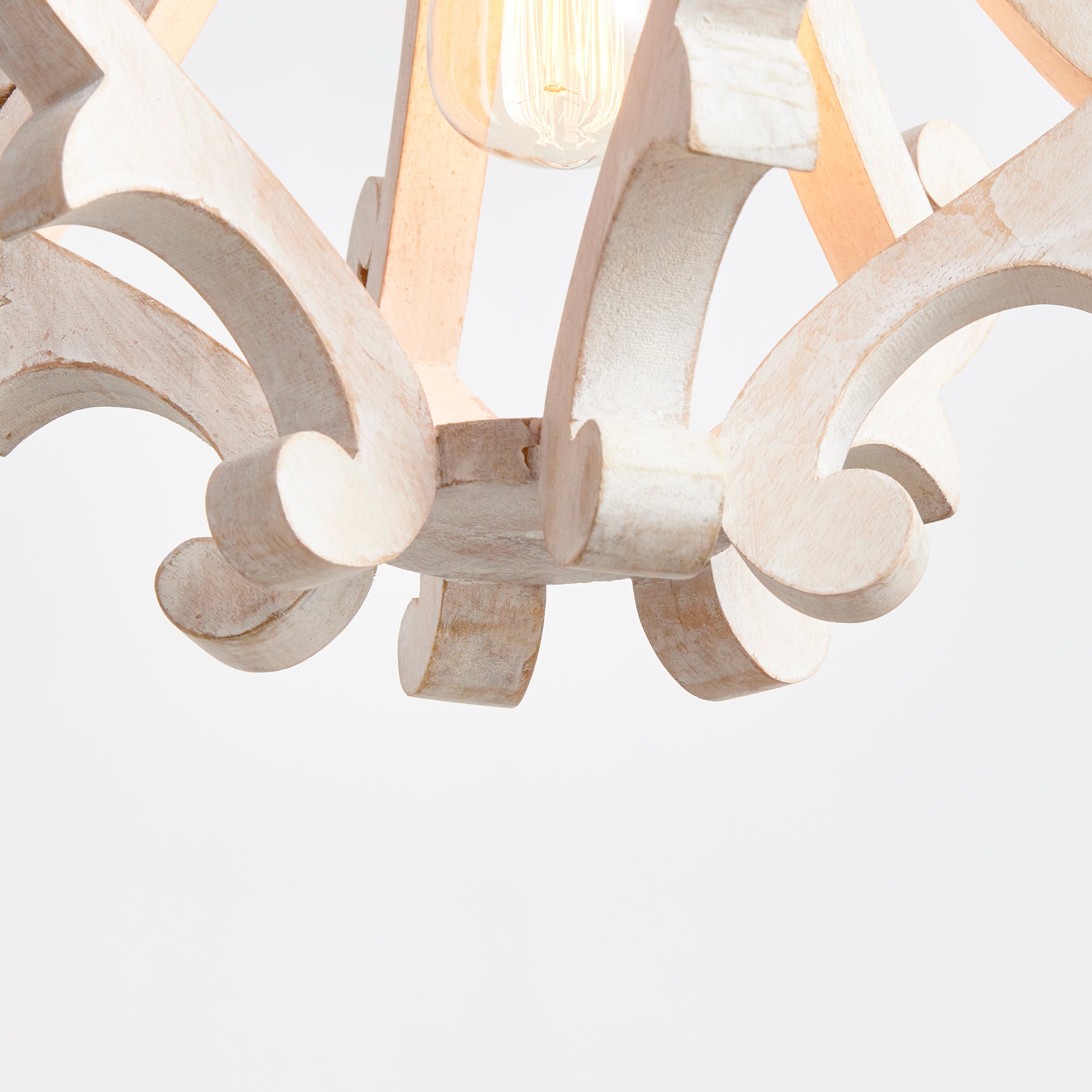 Marguerite Pendant - View 3