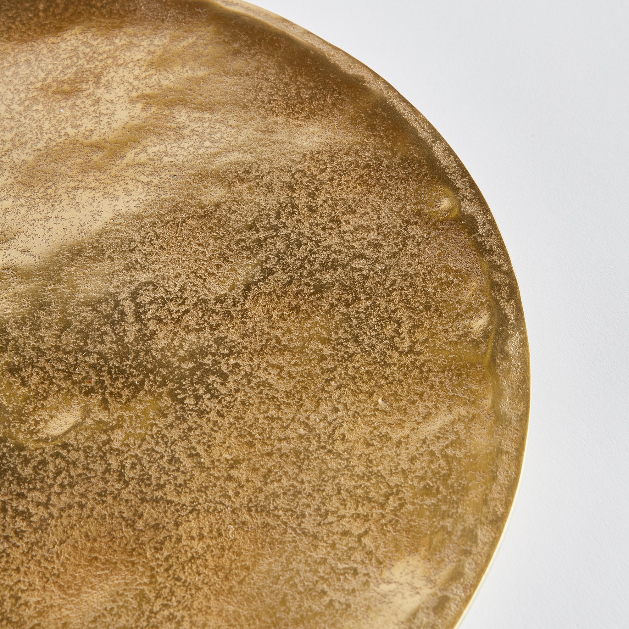 VEDA DECORATIVE ROUND TRAY - view 3