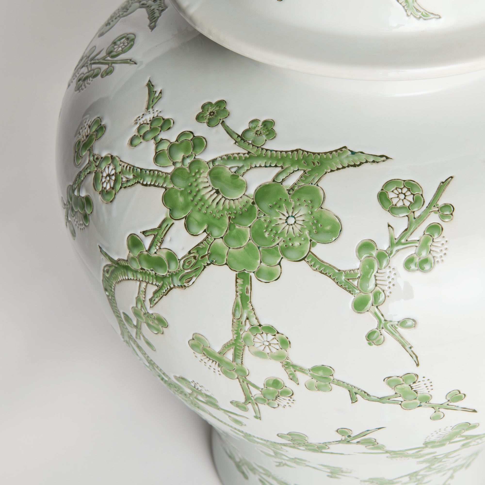 IMPERIAL EMPRESS LIDDED GINGER JAR - view 3