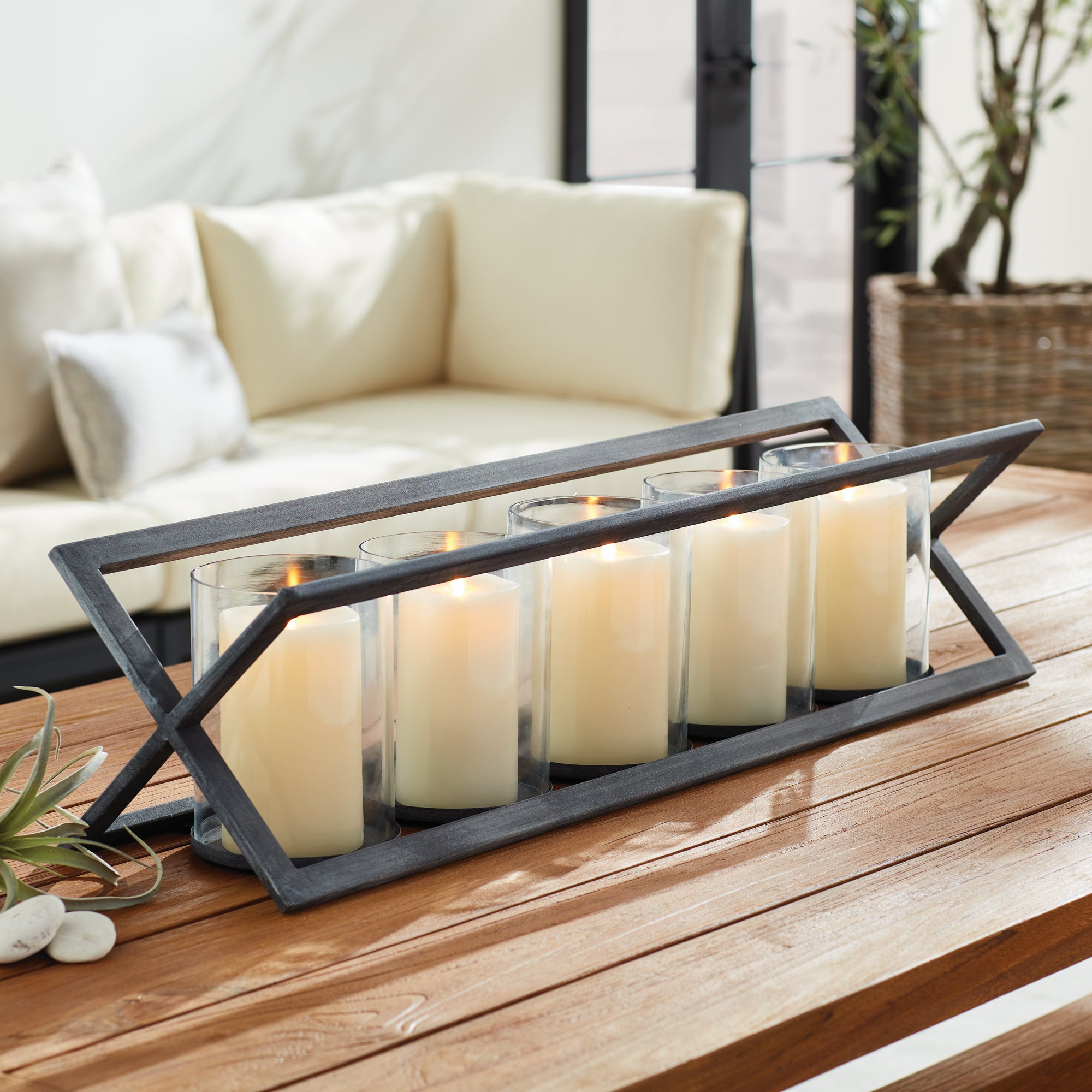 BAXTON 5-PILLAR CANDLEHOLDER - view 4