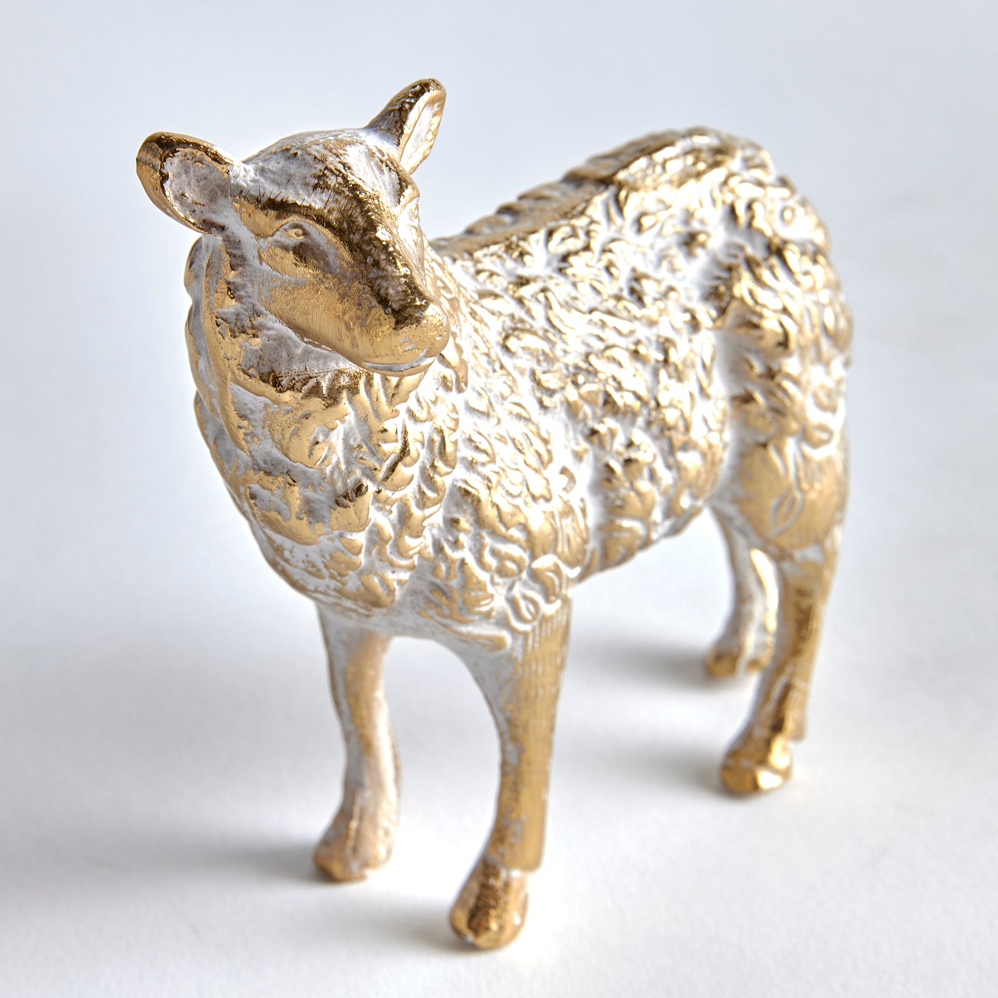 TUFTON SHEEP SCULPTURE - view 4