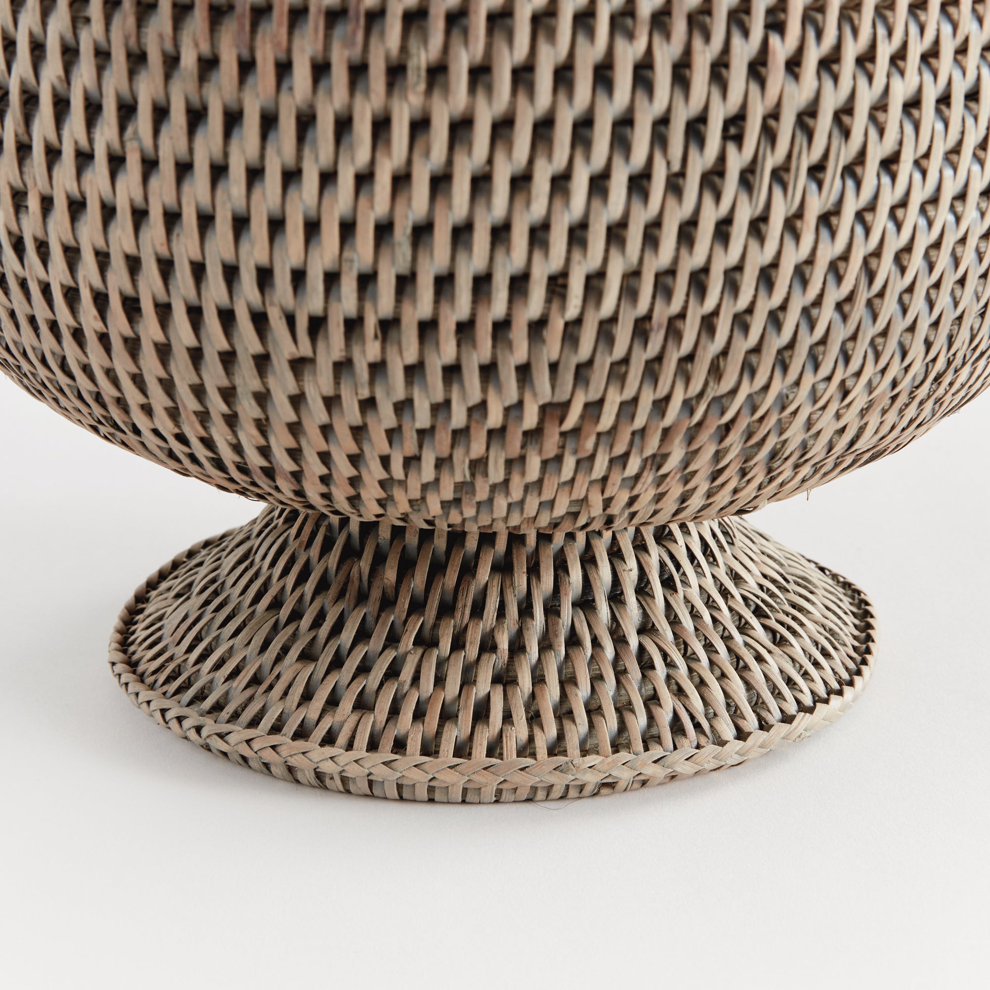 BURMA RATTAN FOOTED CACHEPOT - view 3