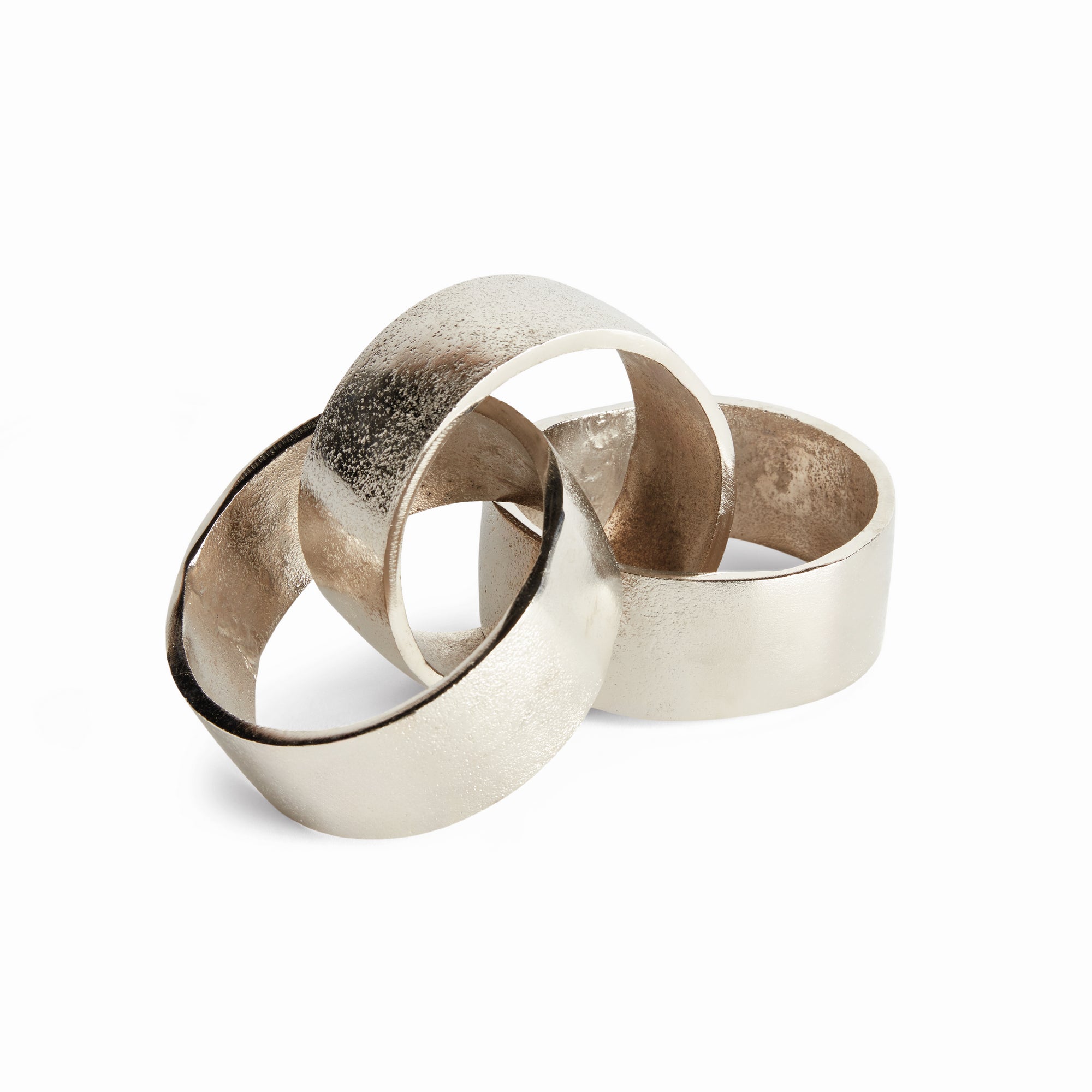 Corbin Round Chain Sculpture