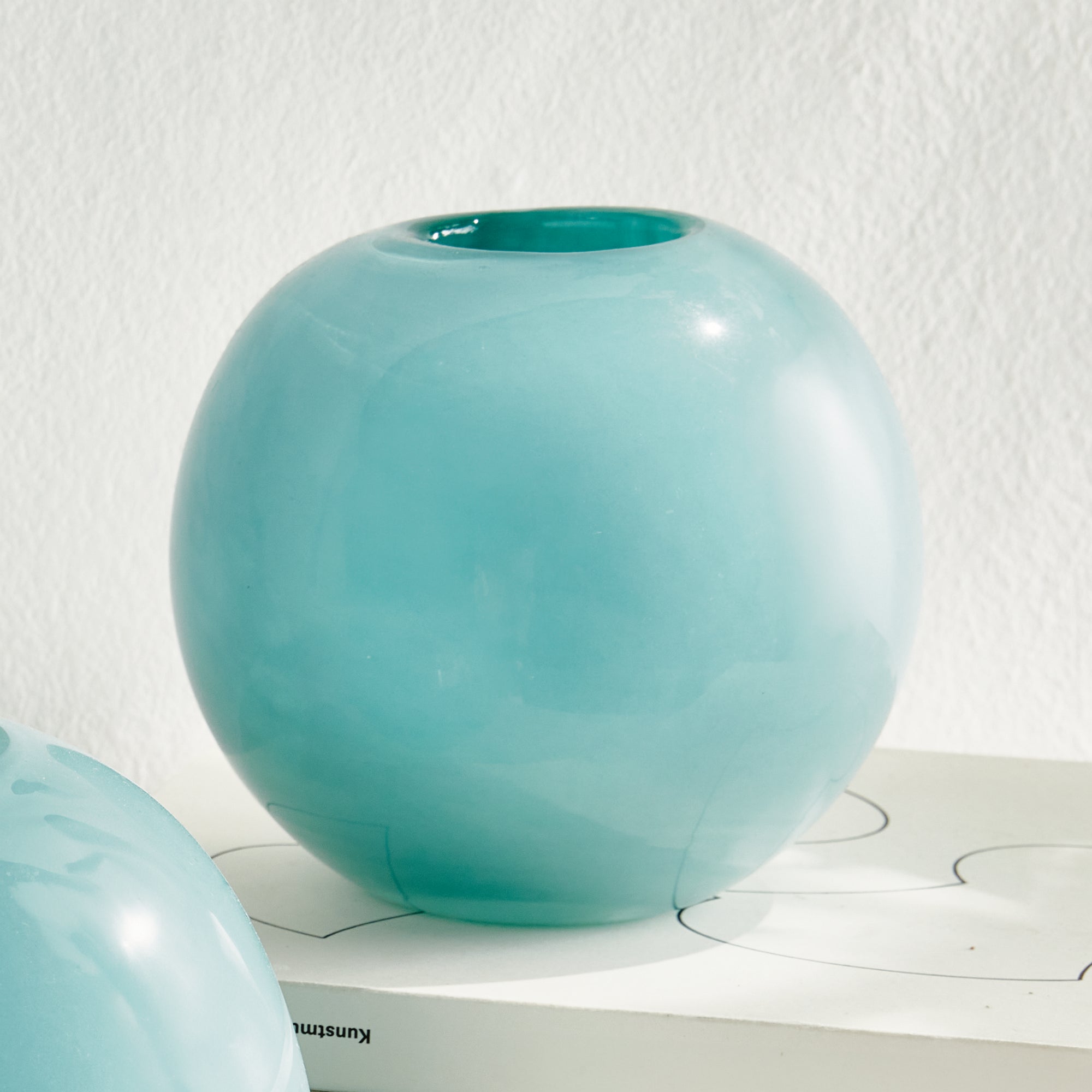 Cirrus Vase Small - View 4