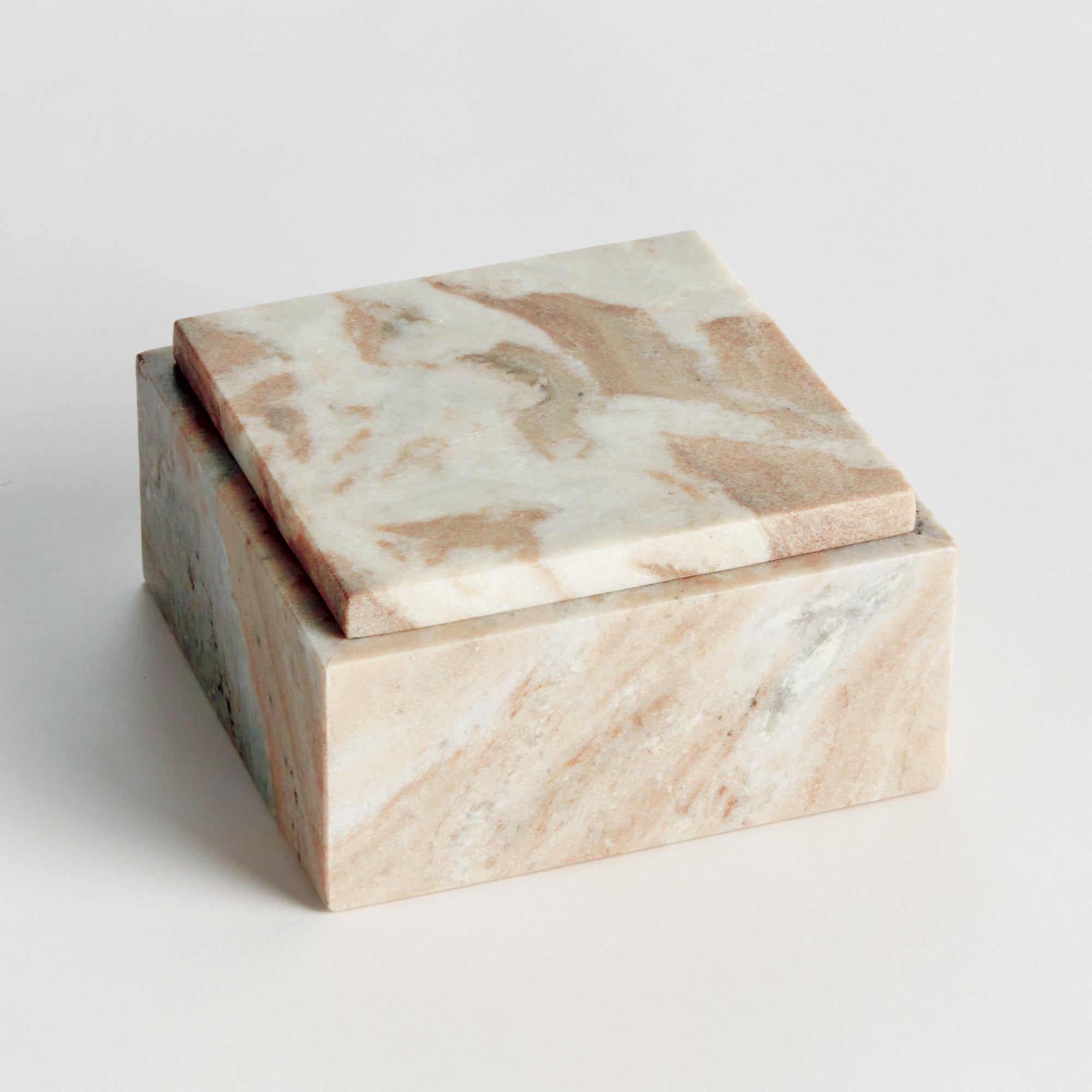 JAQUELINE SQUARE LIDDED BOX WIDE - view 3