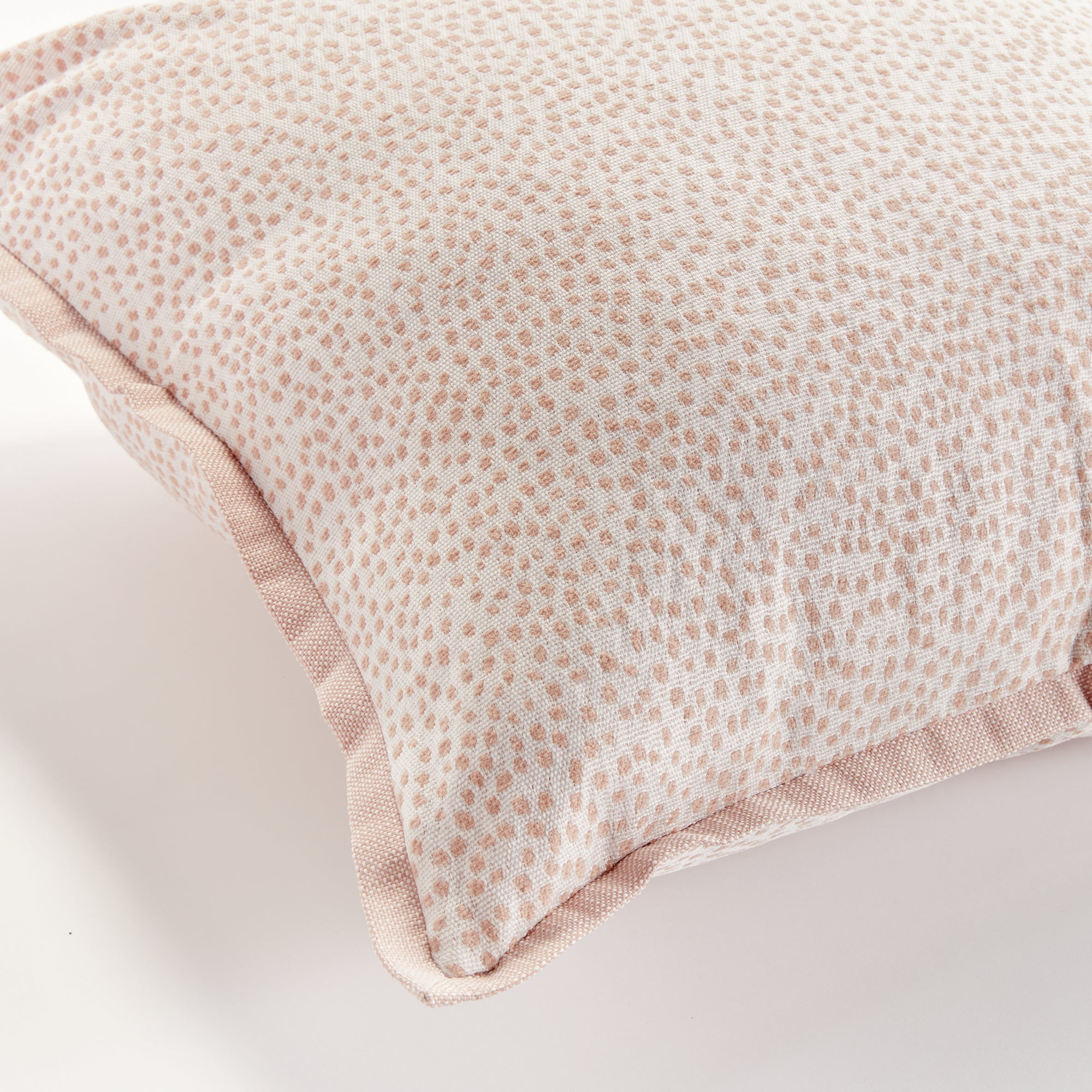 BRITT SQUARE INDOOR-OUTDOOR PILLOW 24" - view 5
