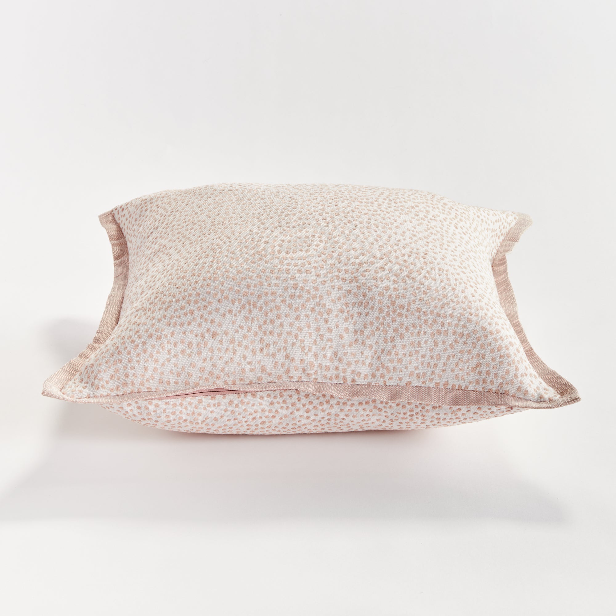 BRITT SQUARE INDOOR-OUTDOOR PILLOW 20" - view 3