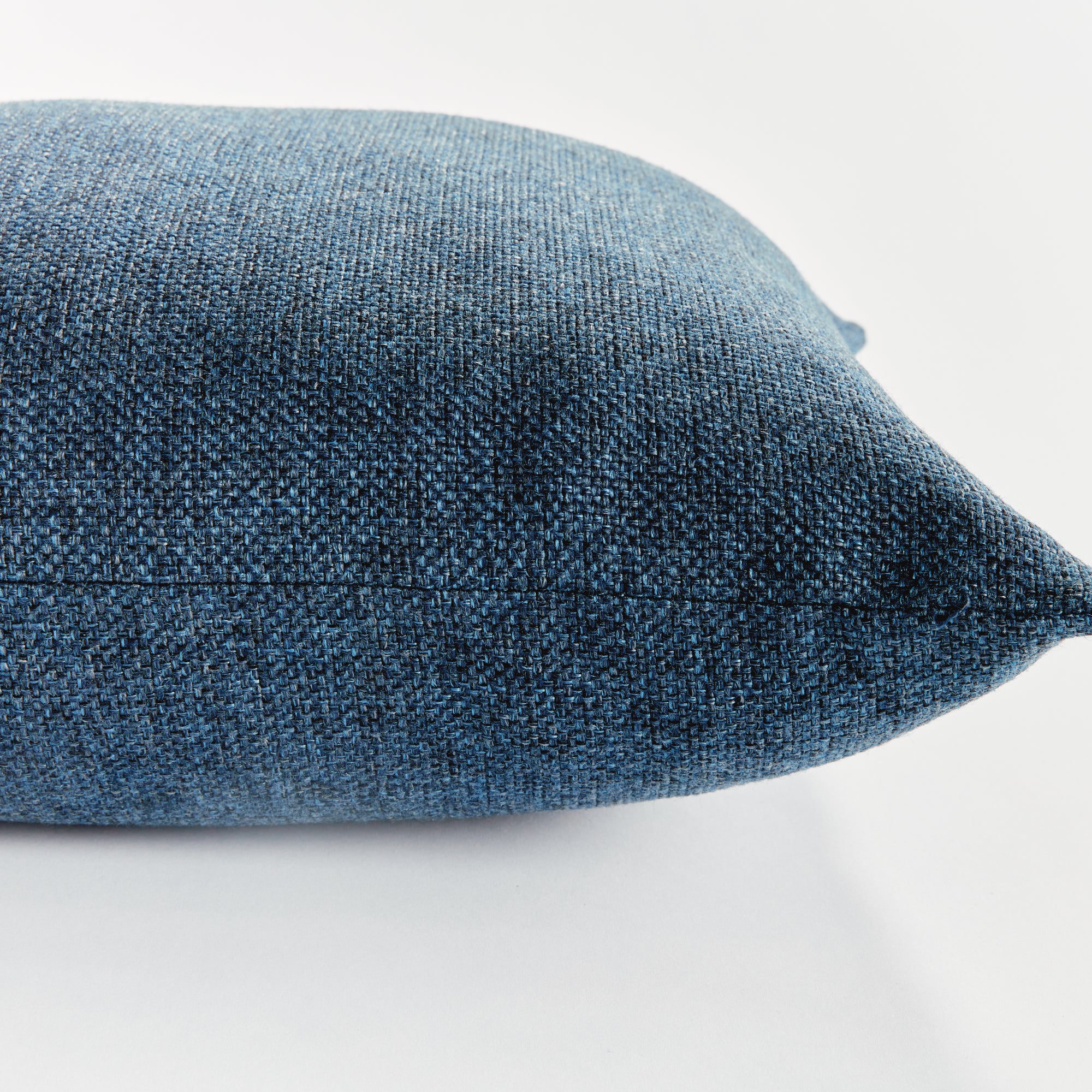 BEVIN SQUARE INDOOR-OUTDOOR PILLOW 20" - view 4