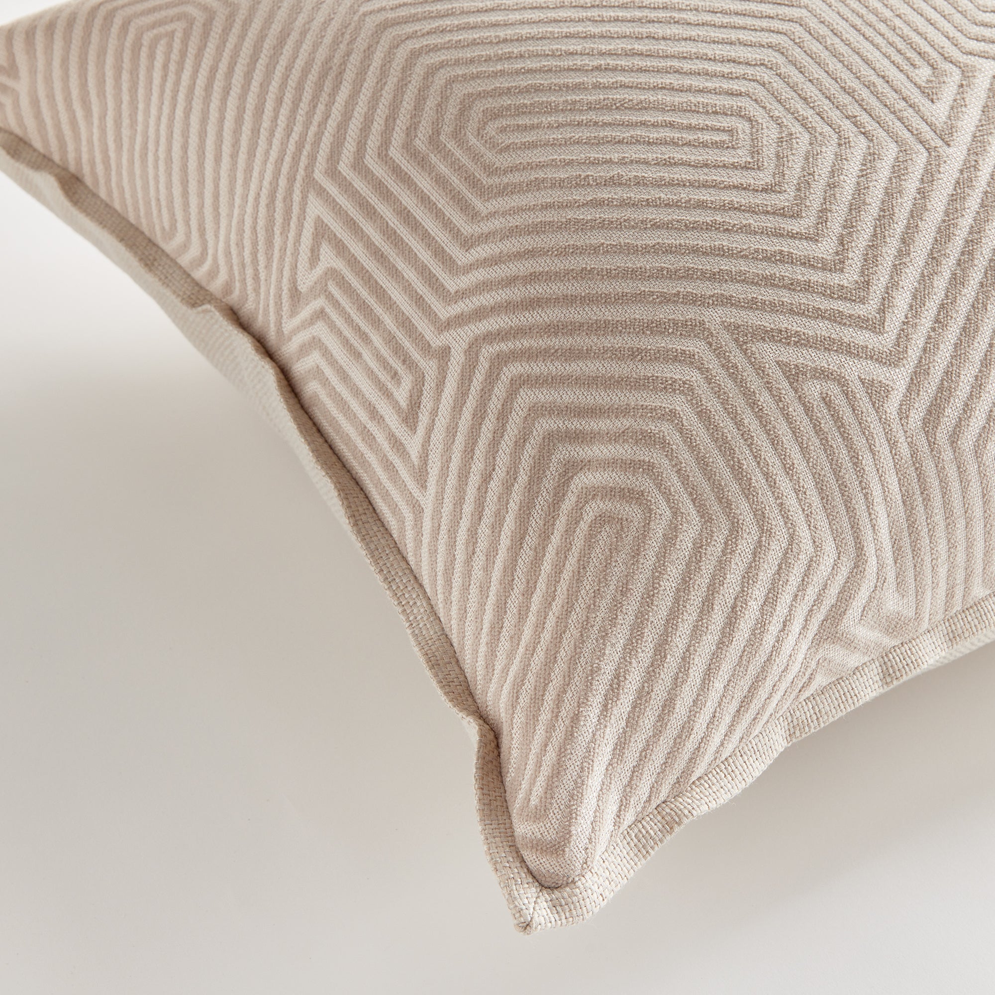 GEO SQUARE INDOOR-OUTDOOR PILLOW 24" - view 3