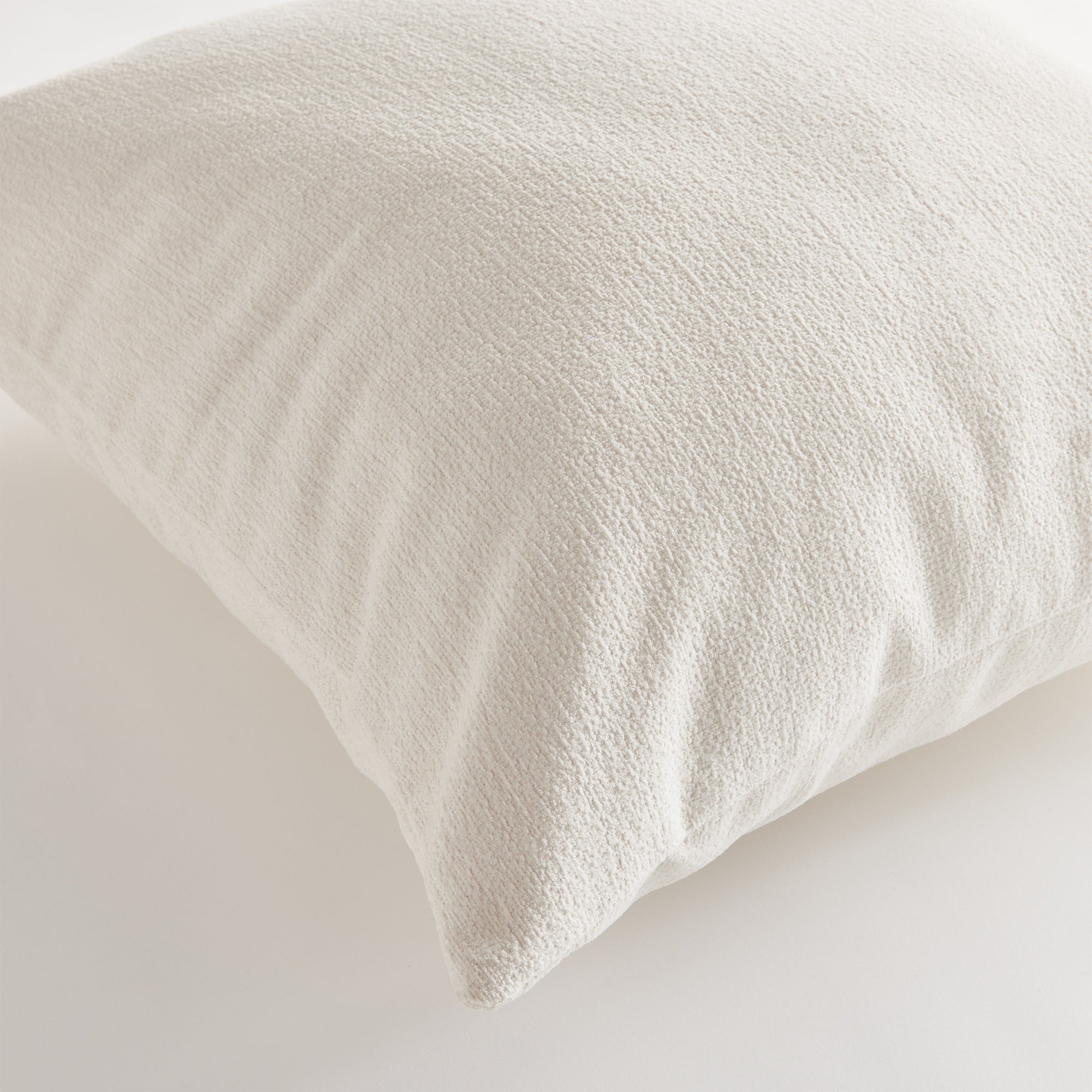 COOPER SQUARE INDOOR-OUTDOOR PILLOW 24" - view 3