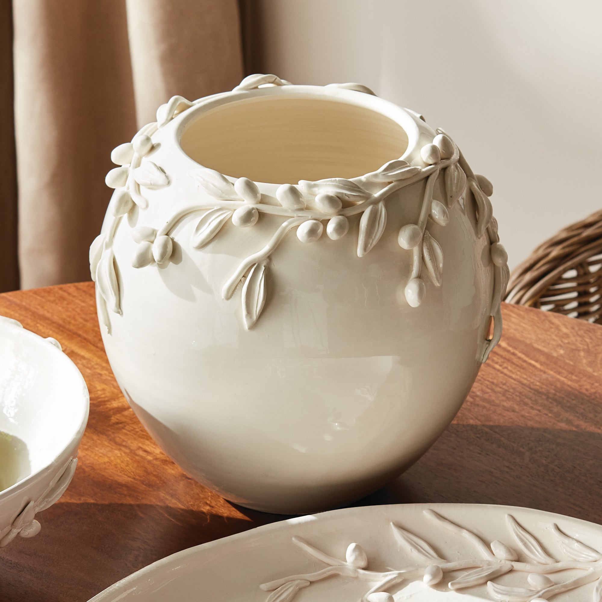 Olivella Vase - View 5