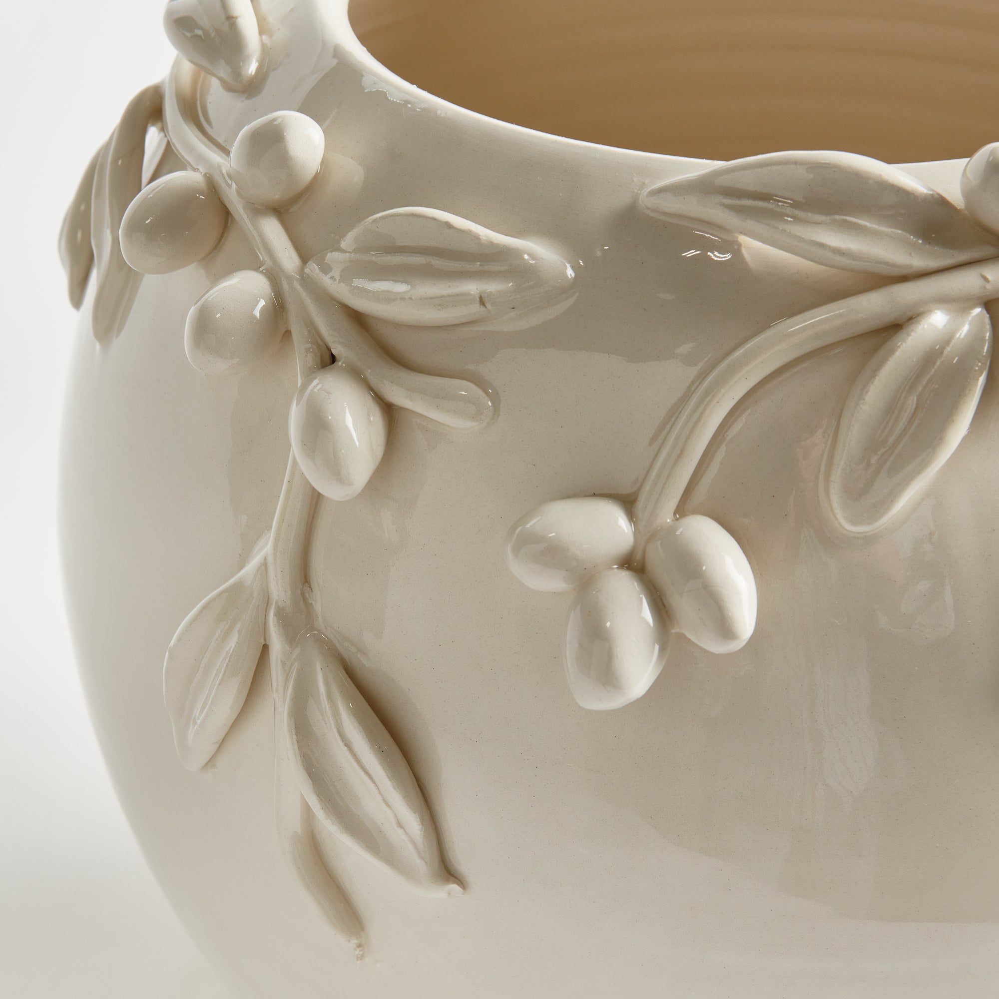 Olivella Vase - View 4