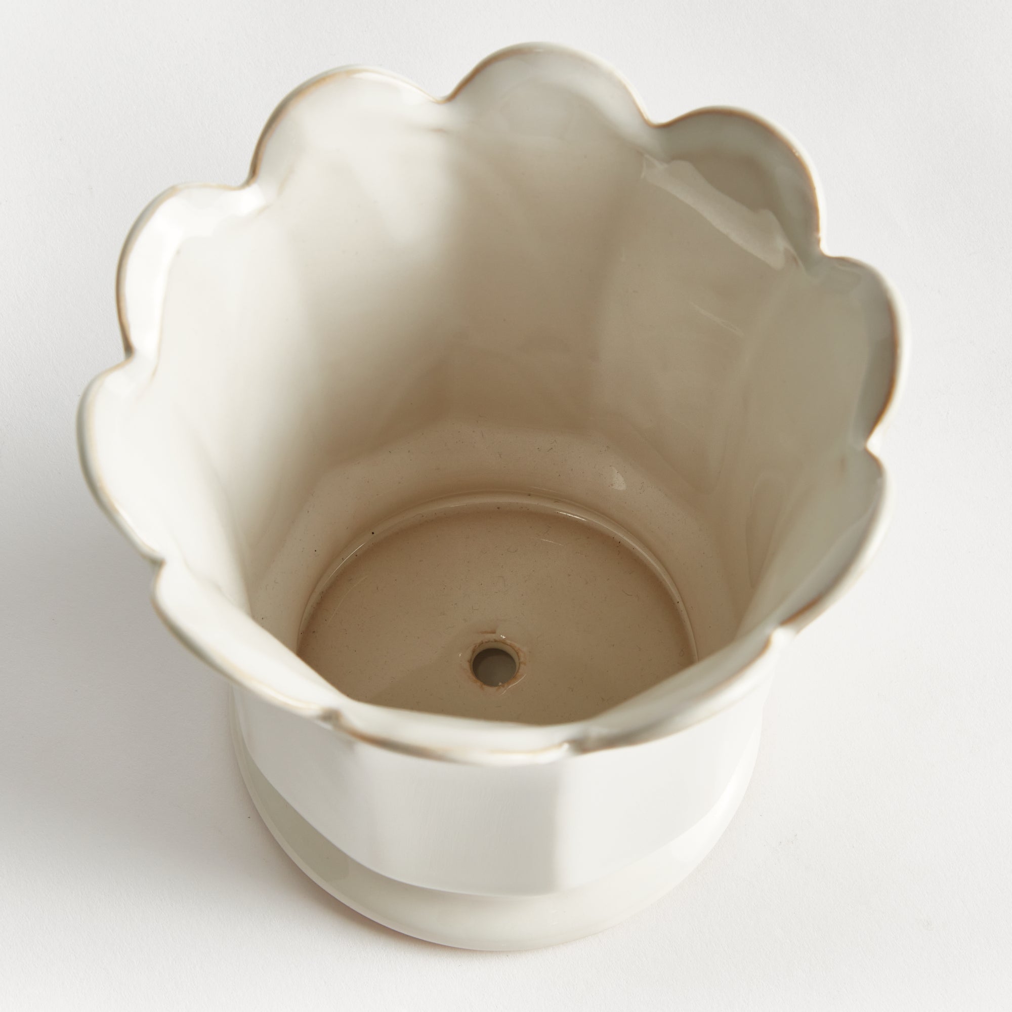 Maline Footed  Pot Small - View 3