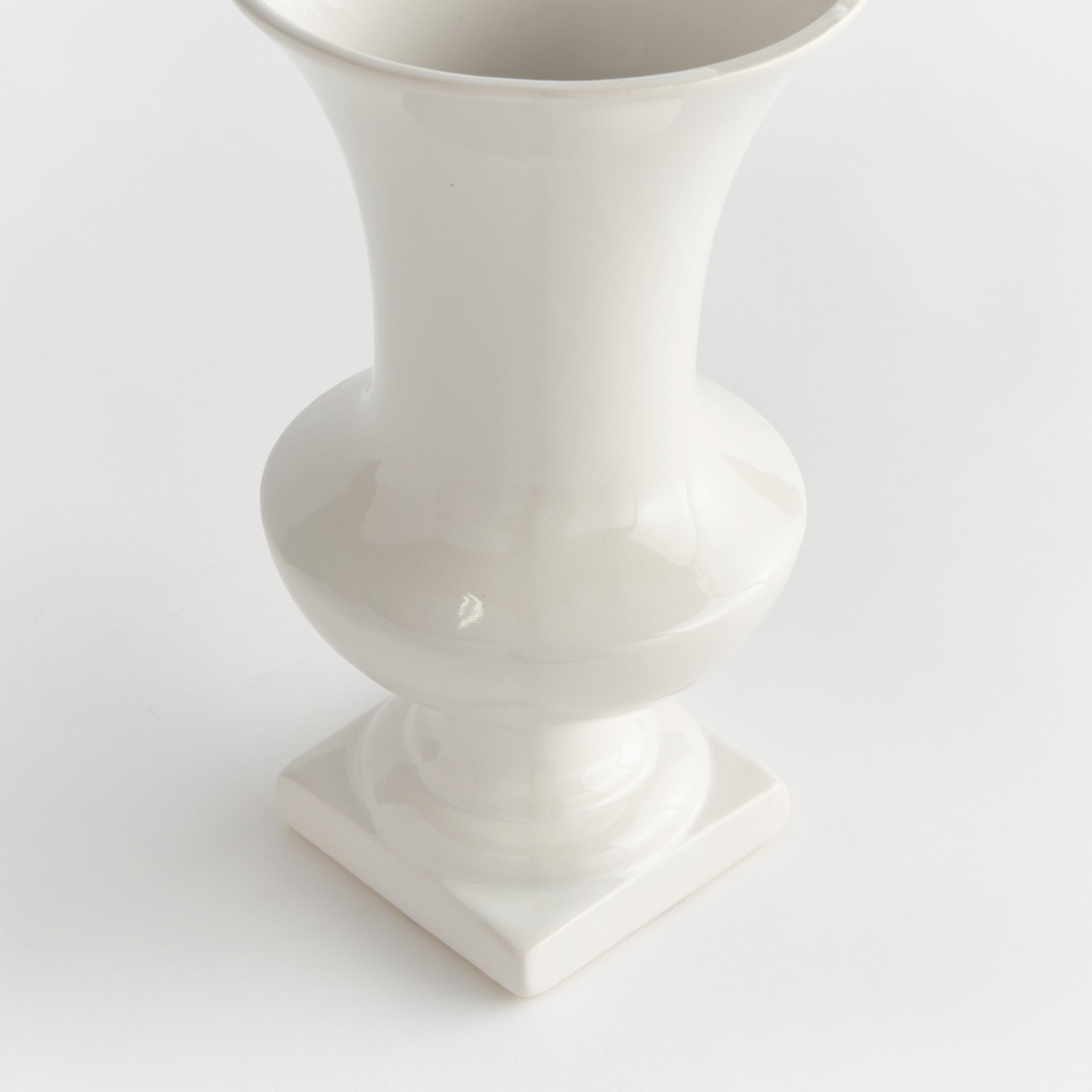 ANTOINETTE FOOTED VASE MEDIUM - view 2