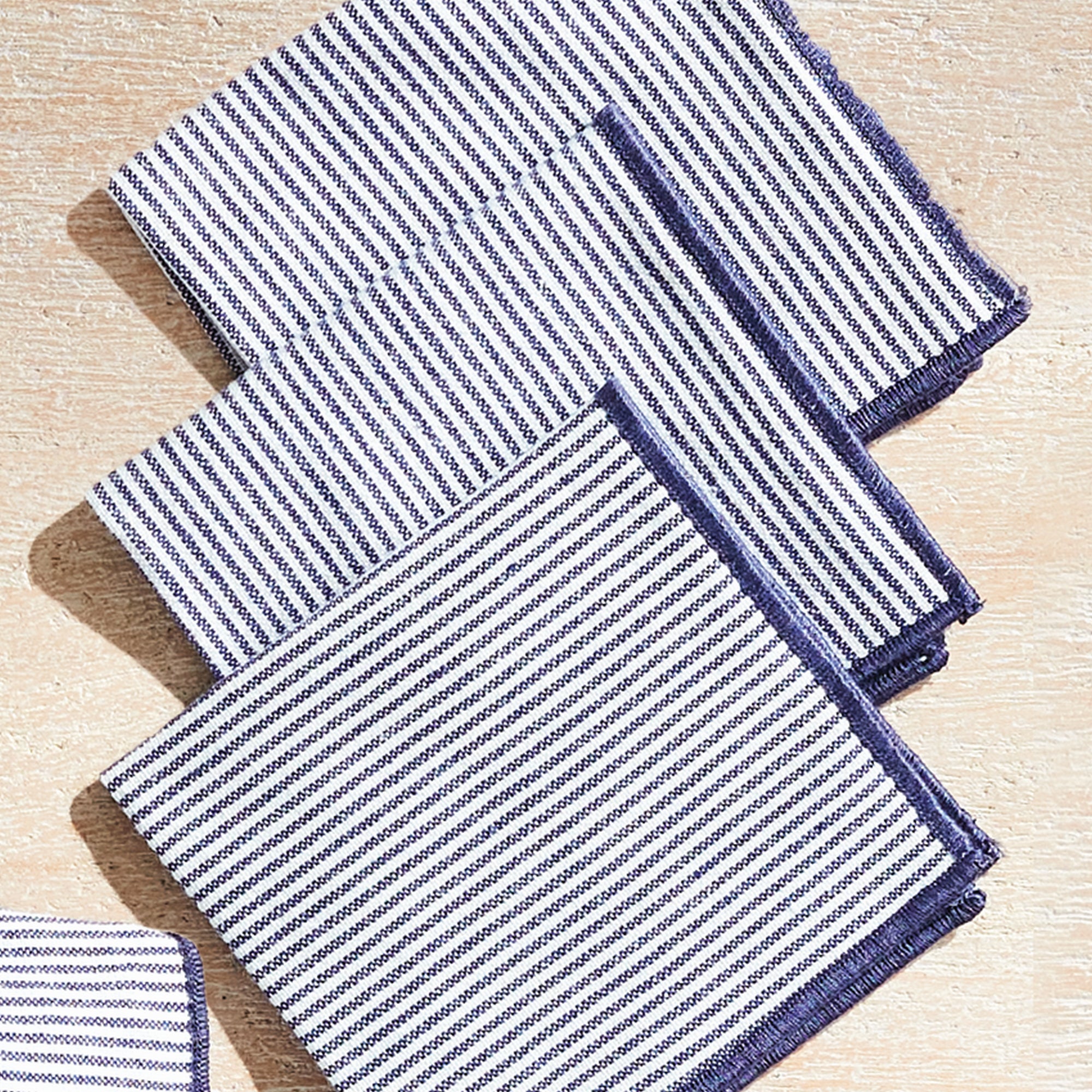 Barclay Butera Vista Cockatil Napkins, Set Of 4 - View 8