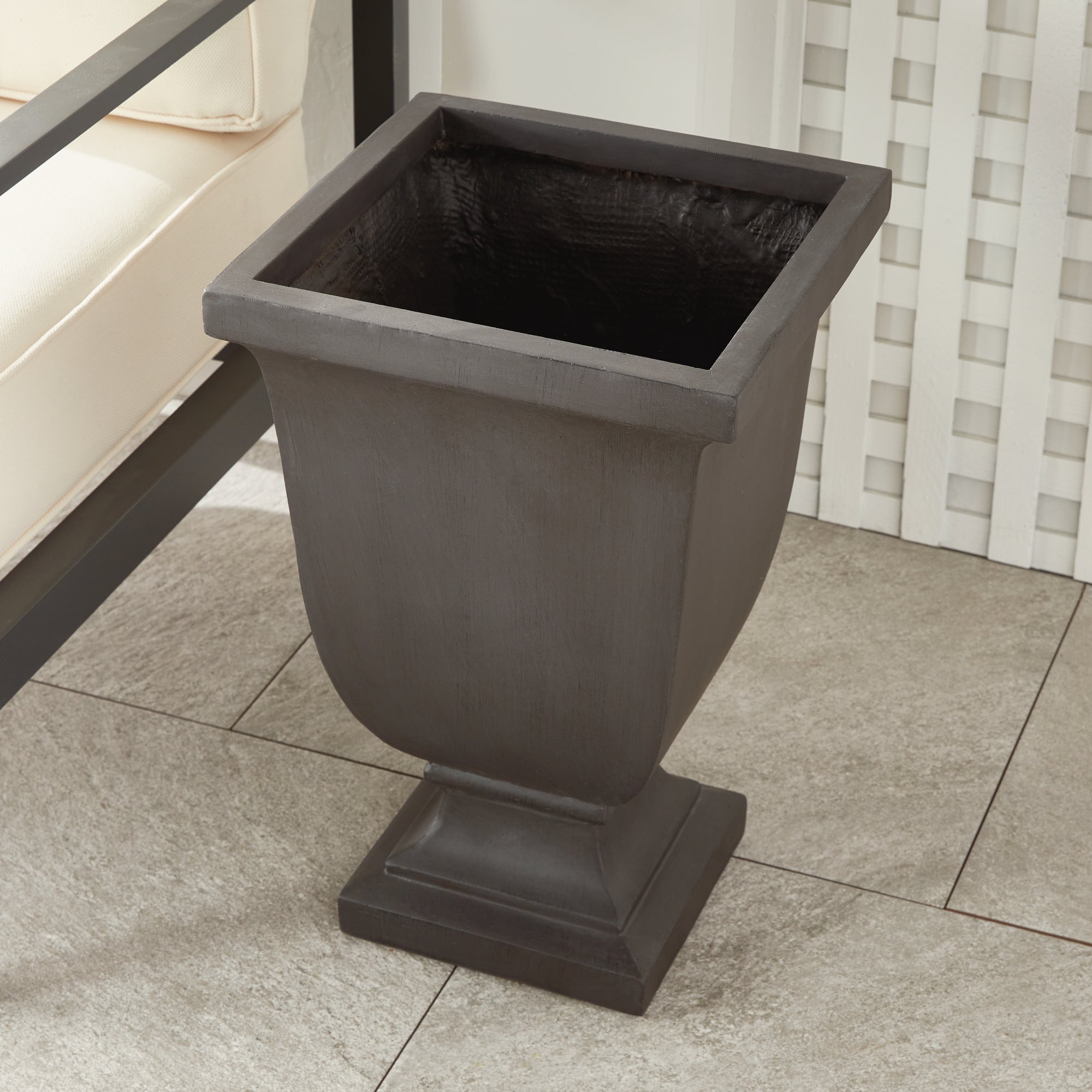 FIBRECLAY BECKETT SQ FOOTED PLANTER SMALL - view 8