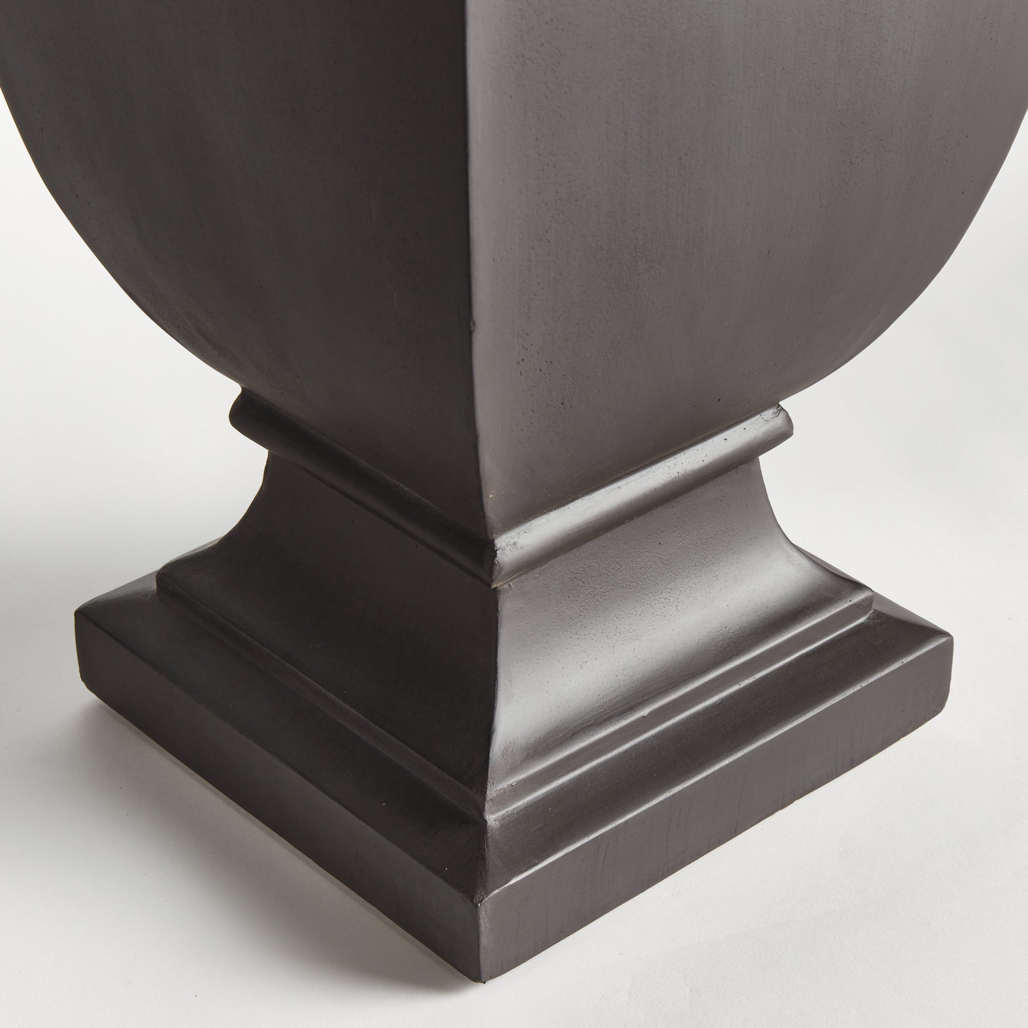 Fibreclay Beckett Sq Footed Planter Large - View 3