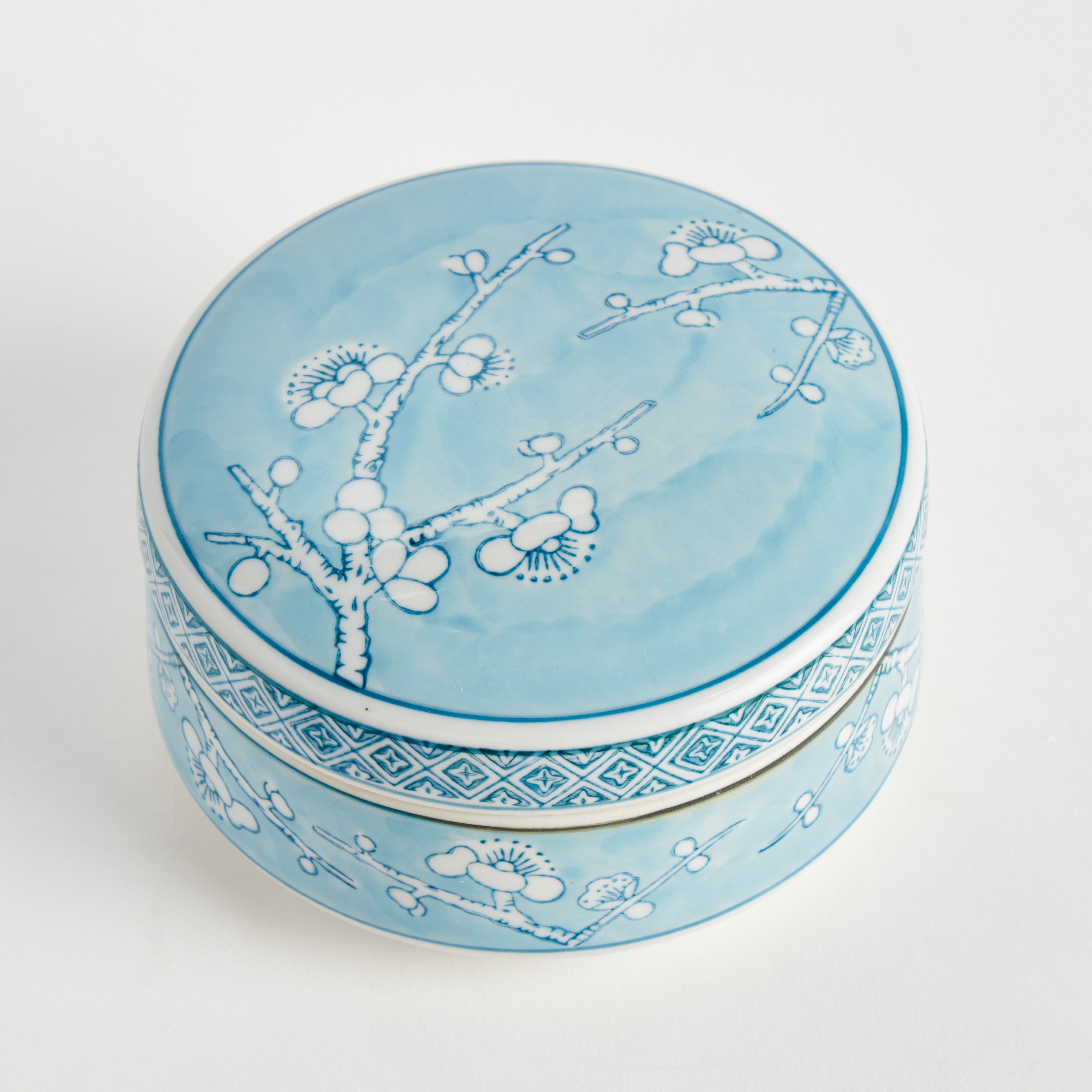 Monarch Empress Round Lidded Catchall Box Small - View 3