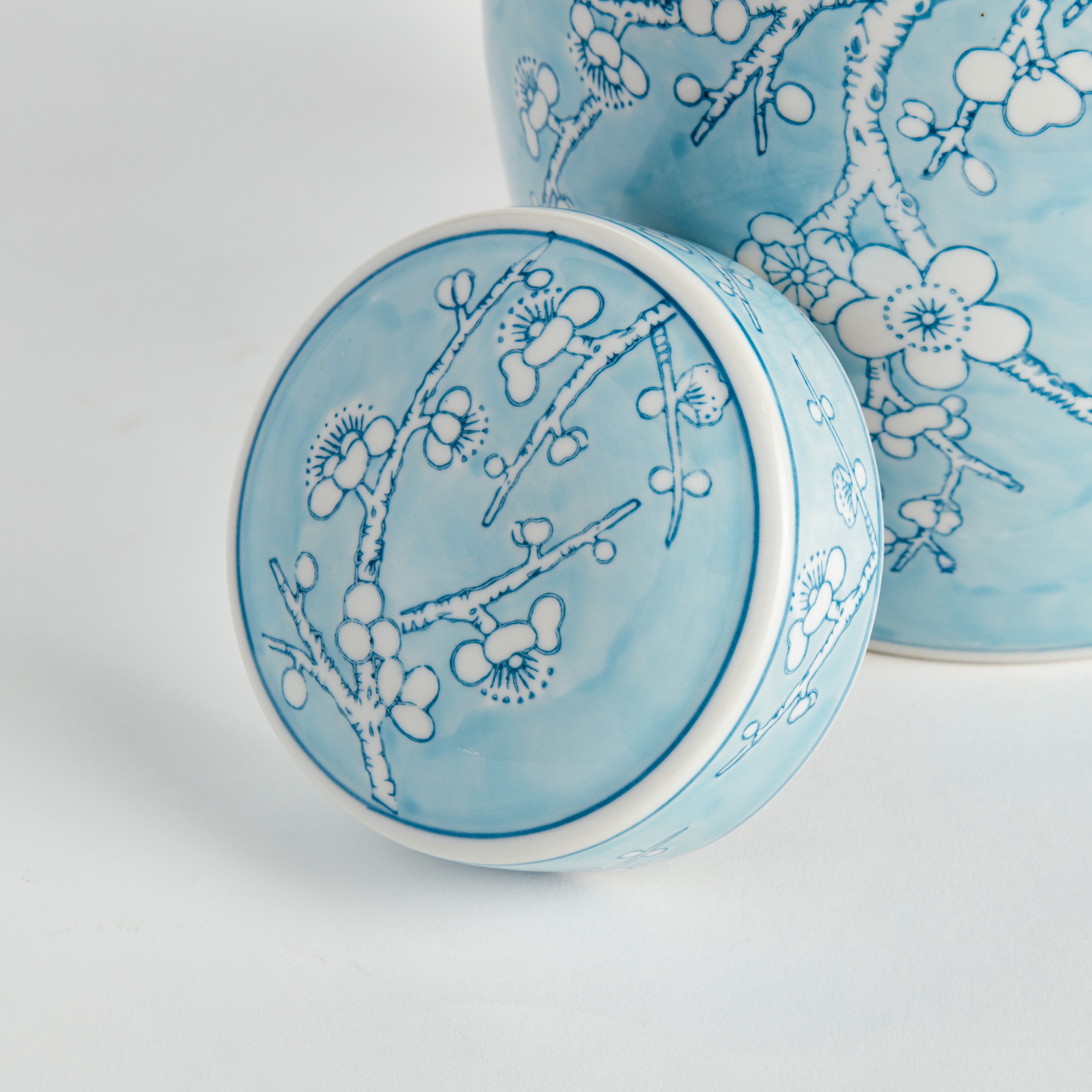 MONARCH EMPRESS LIDDED JAR - view 3