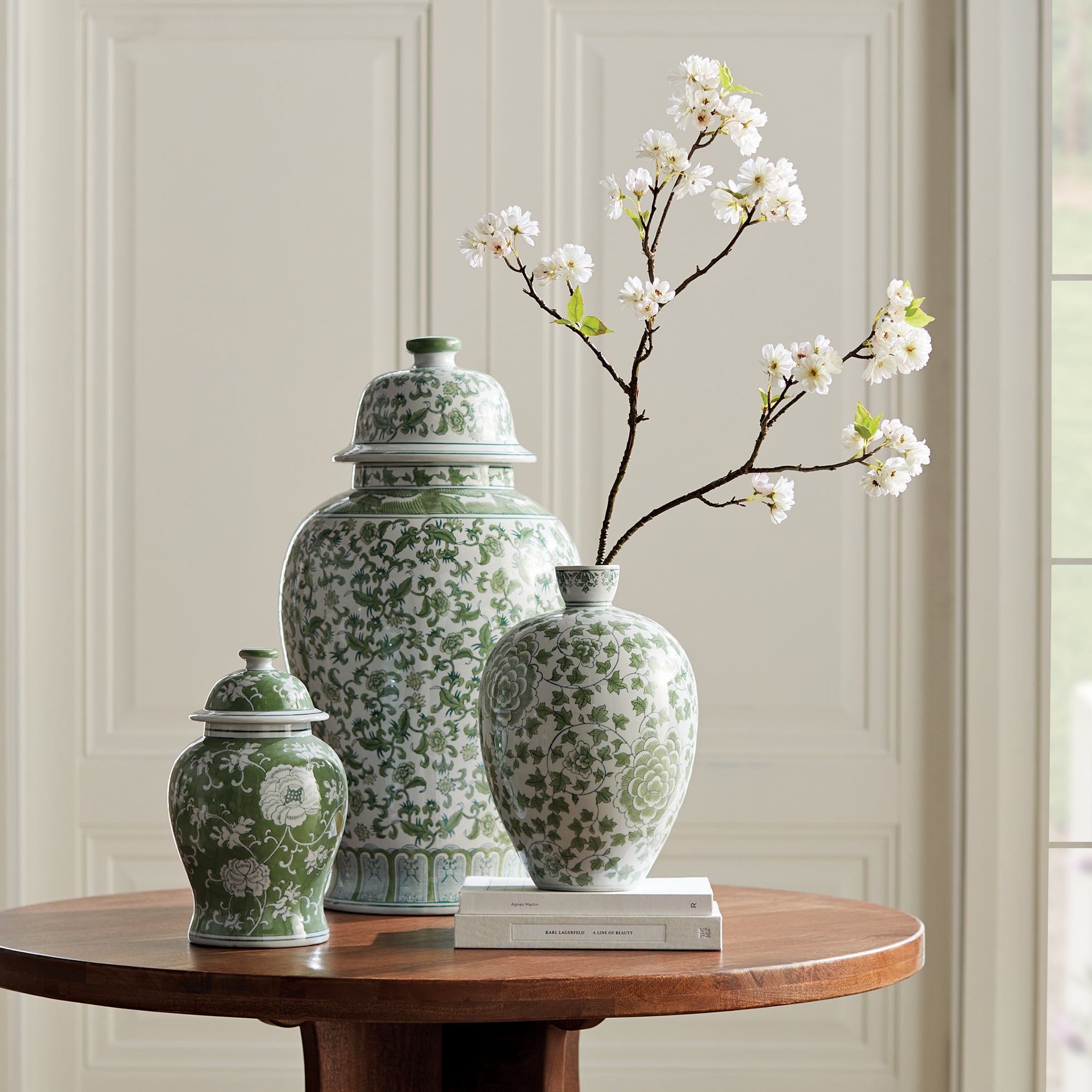 Imperial Blossom Grande Lidded Ginger Jar - View 8