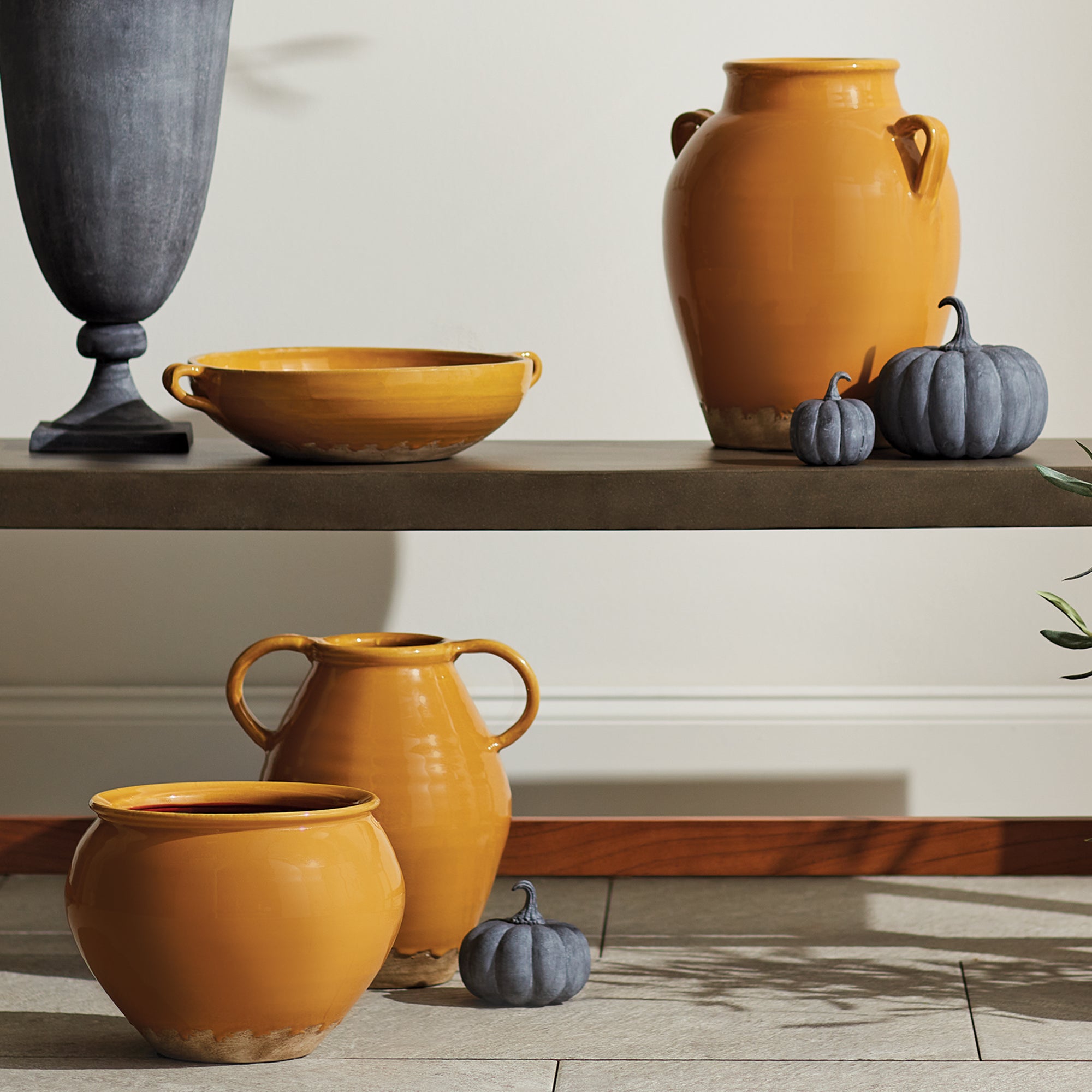 Maisha Vase With Handles Small - View 5