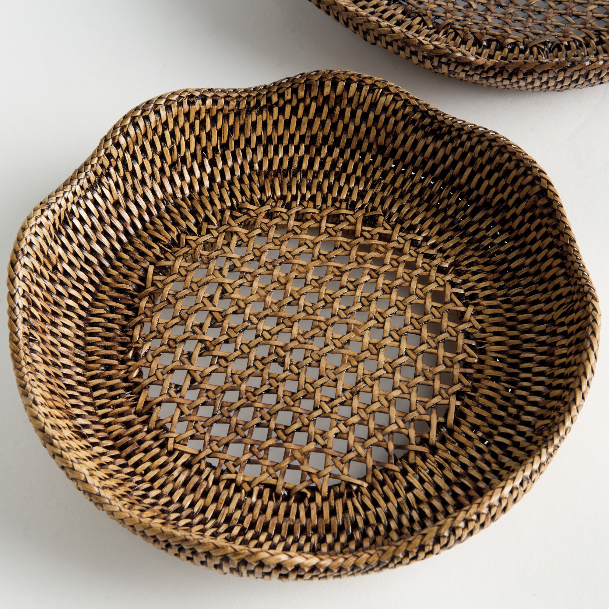 Burma Rattan Scalloped Trays St/2 - View 4