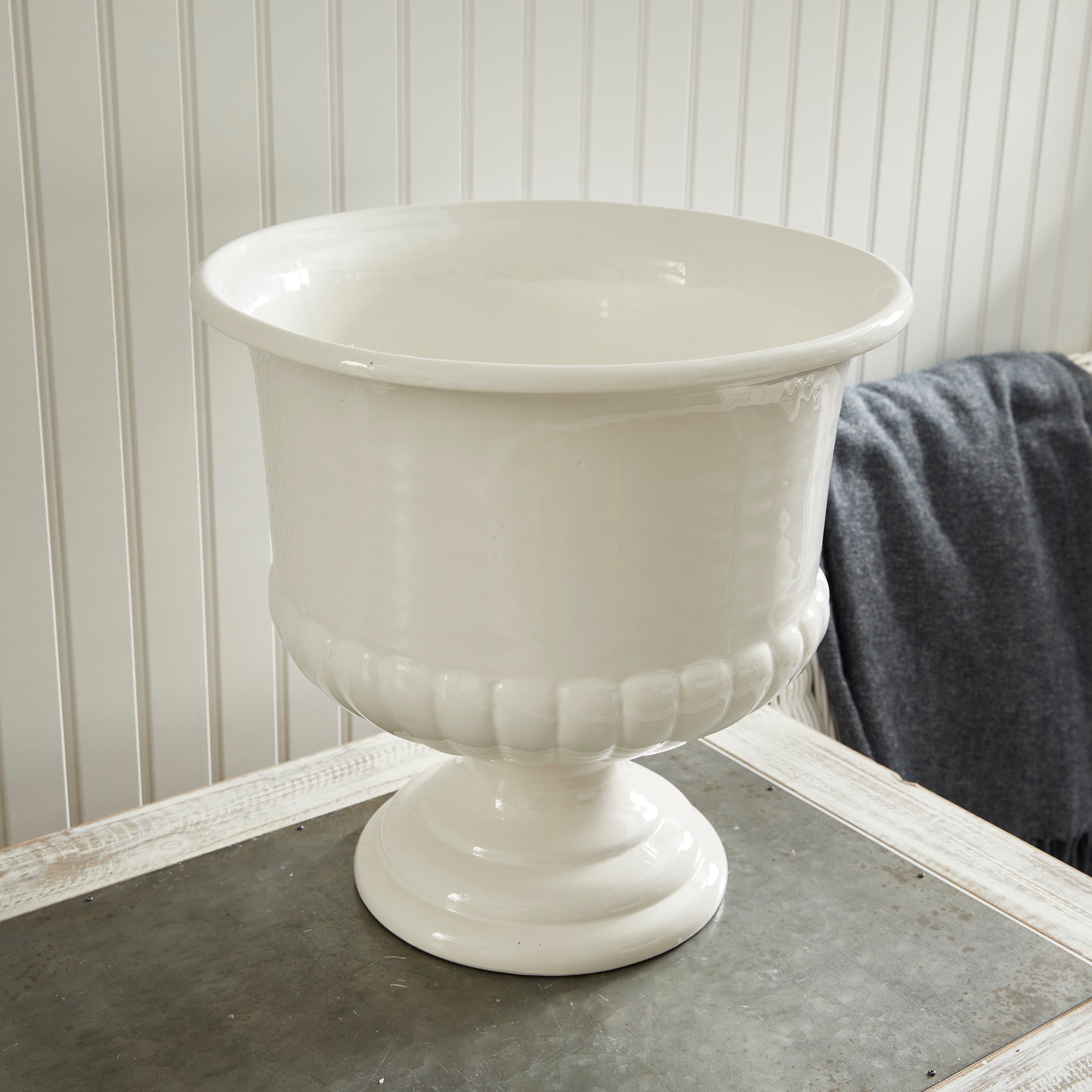 MIRABELLE DECORATIVE PEDESTAL BOWL LARGE - view 6