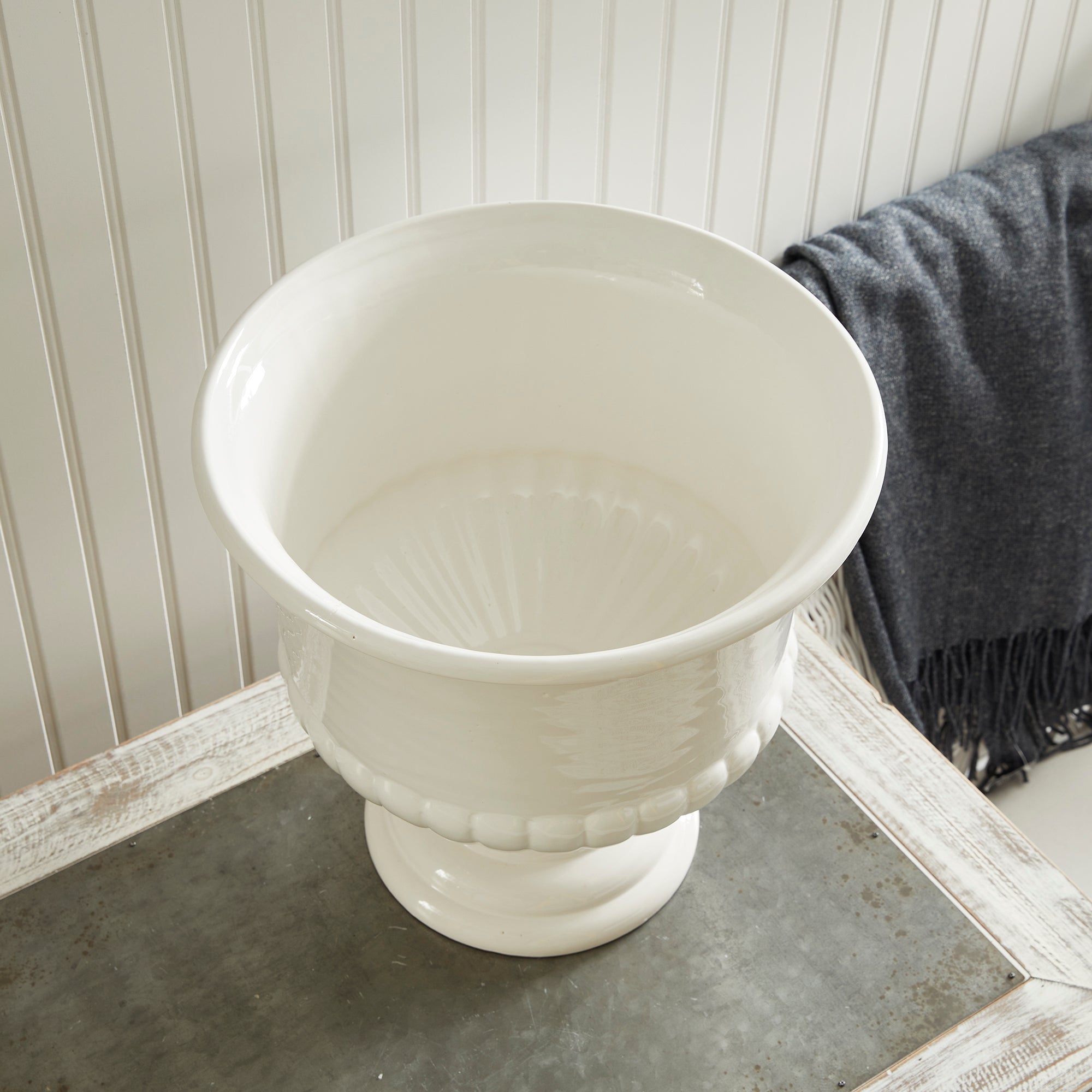 MIRABELLE DECORATIVE PEDESTAL BOWL LARGE - view 7