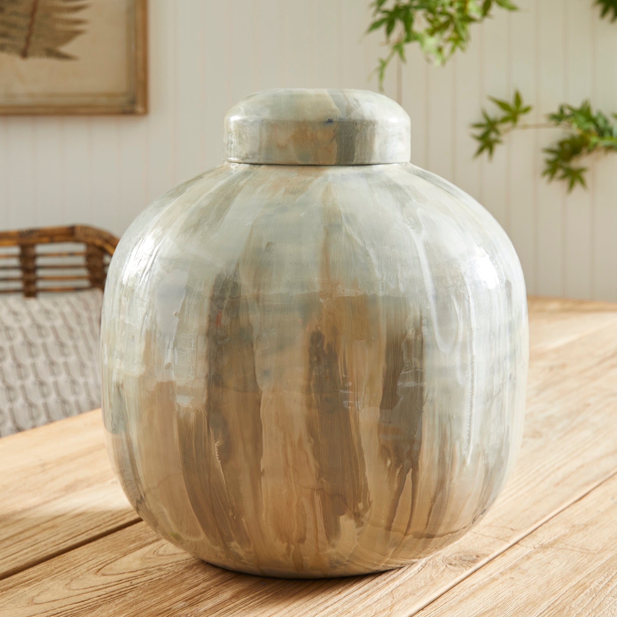 ALMETA LIDDED URN - view 7