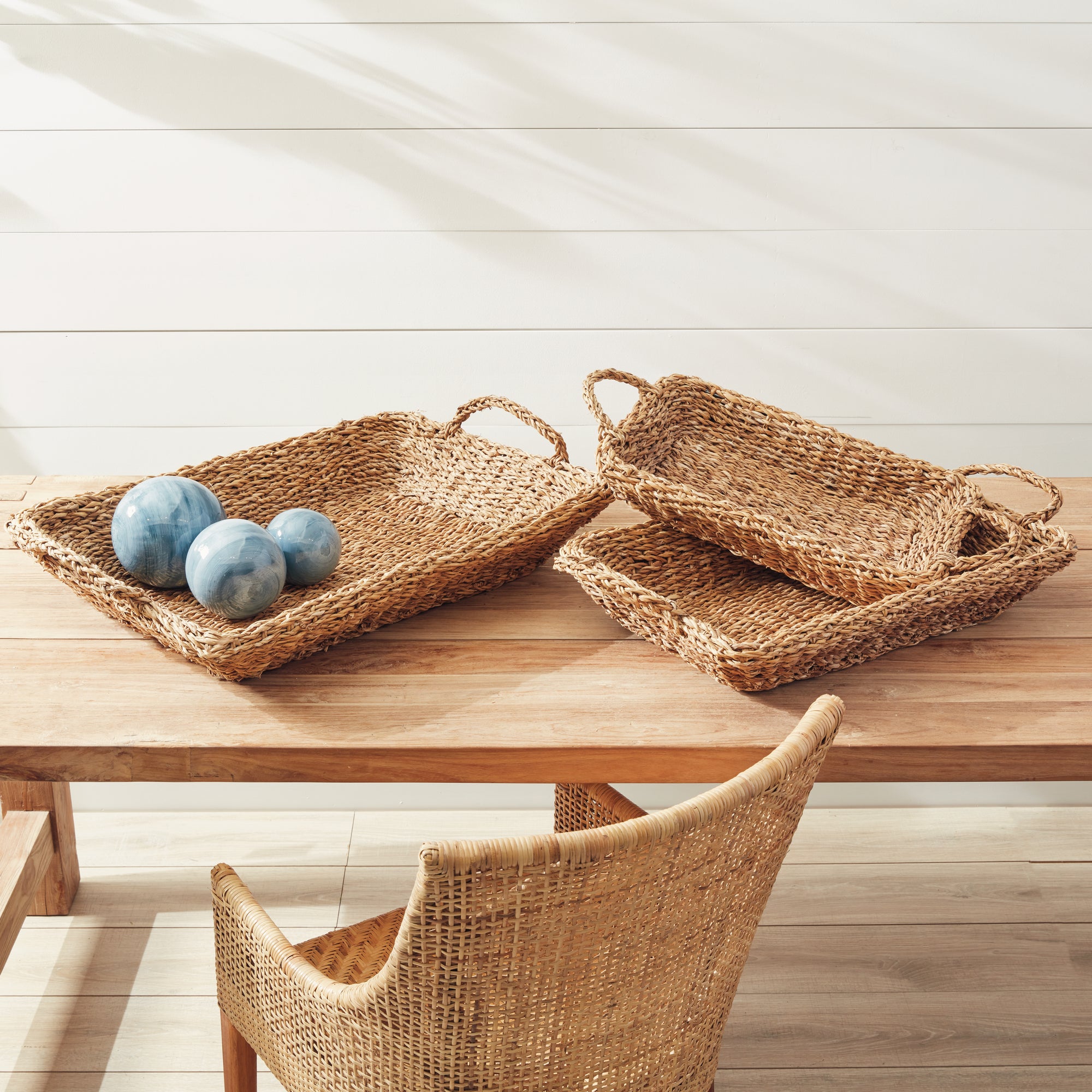 SEAGRASS TRAYS WITH HANDLES, SET OF 3 - view 3