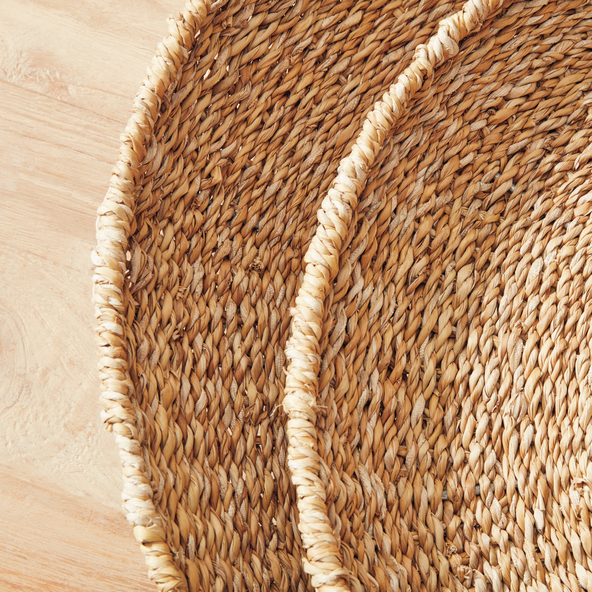 SEAGRASS ROUND TRAYS, SET OF 3 - view 5