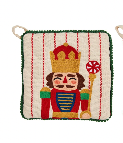 NUTCRACKER & TREE POT HOLDERS BY MUD PIE - A. Dodson's