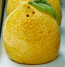 FRESH PICK Salt and Pepper Shaker