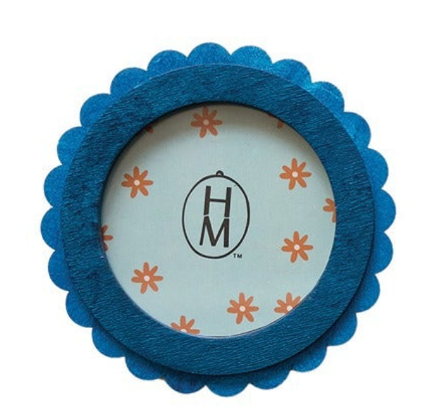 Resin Scalloped/Twisted Photo Frame,