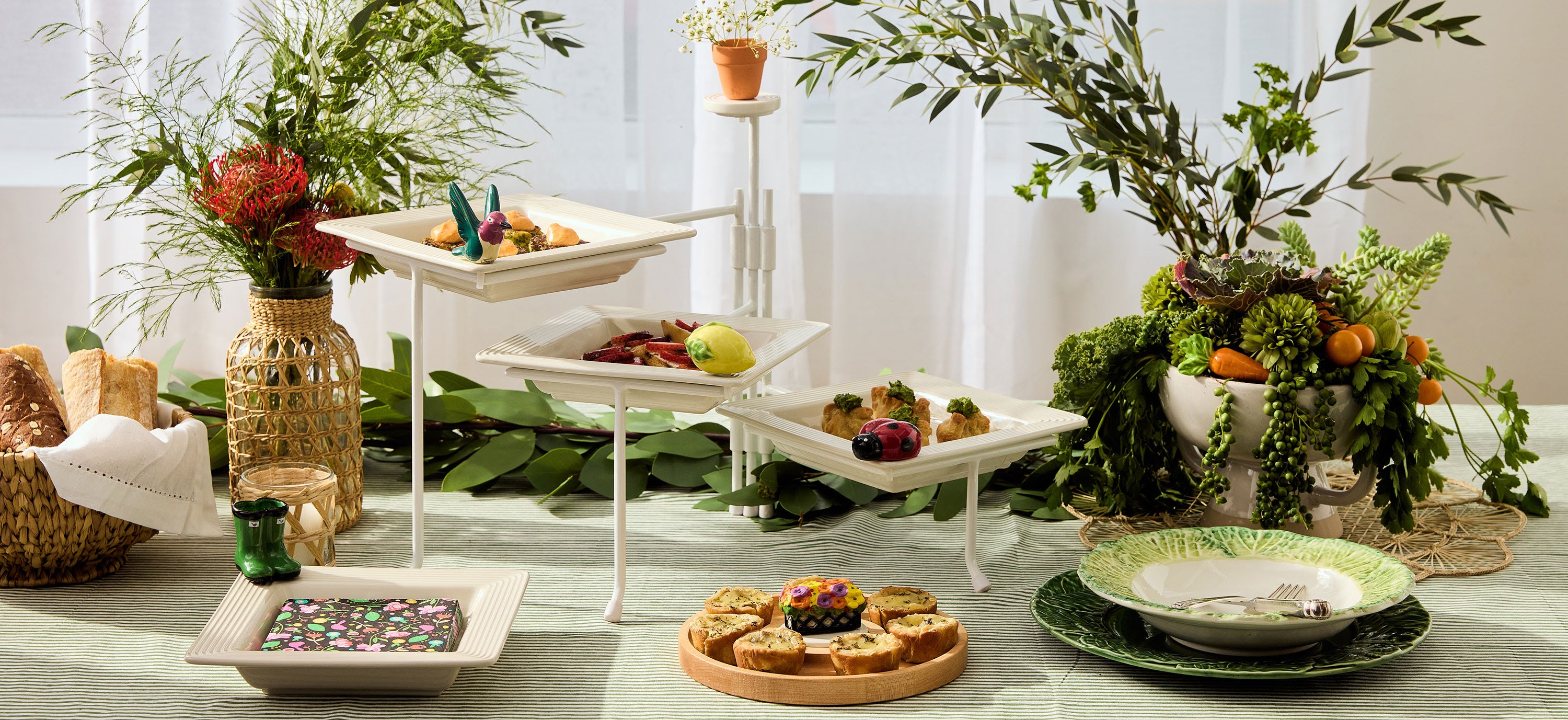 NEW NORA FLEMING TRIPLE TIER SQUARE HOLDER